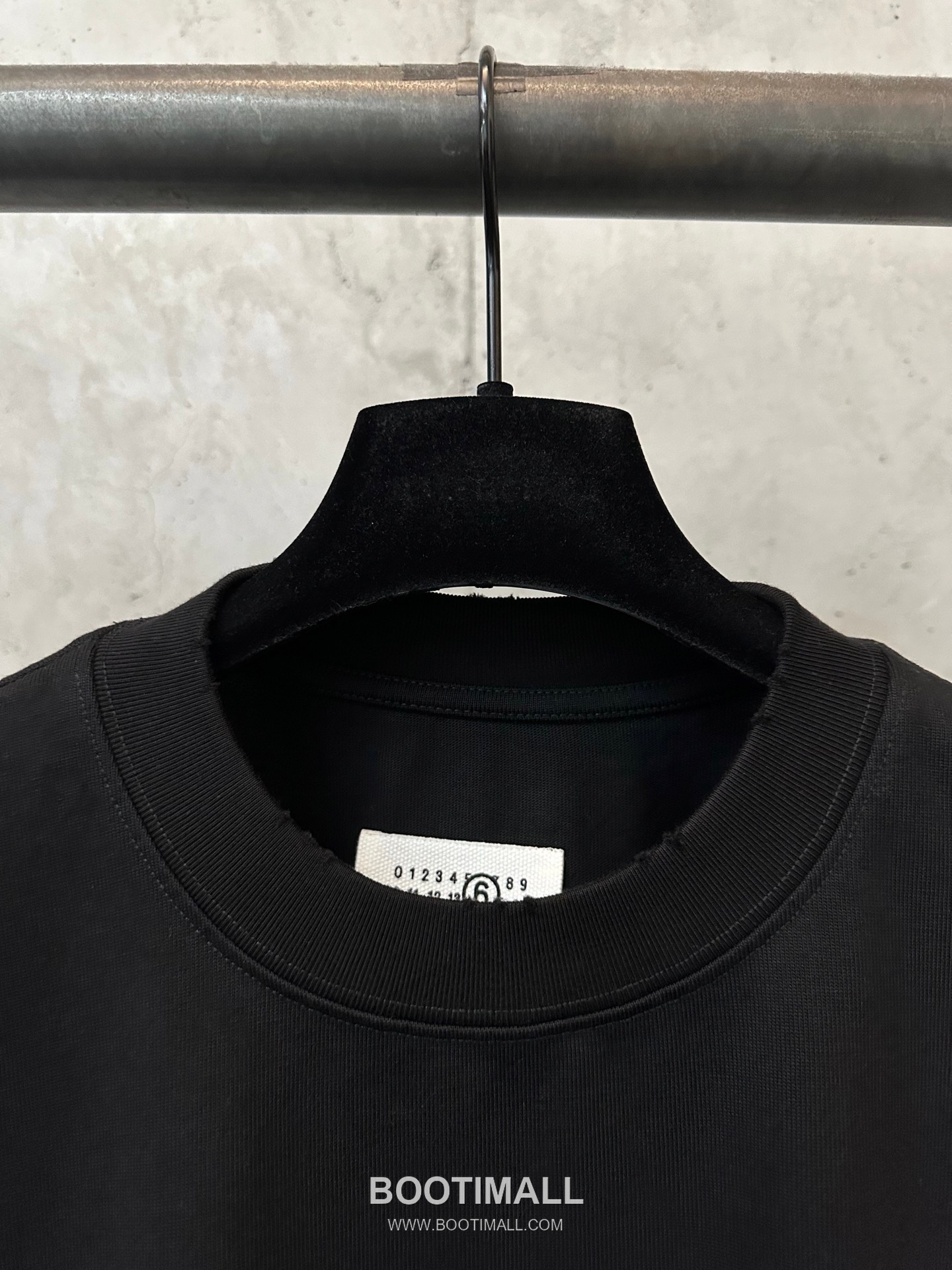 MM6 Maison Margiela 2026 S/S Cotton Foam Print Logo T-Shirt MM6메종마르지엘라 2026SS 코튼 발포 프린트 로고 티셔츠 7
