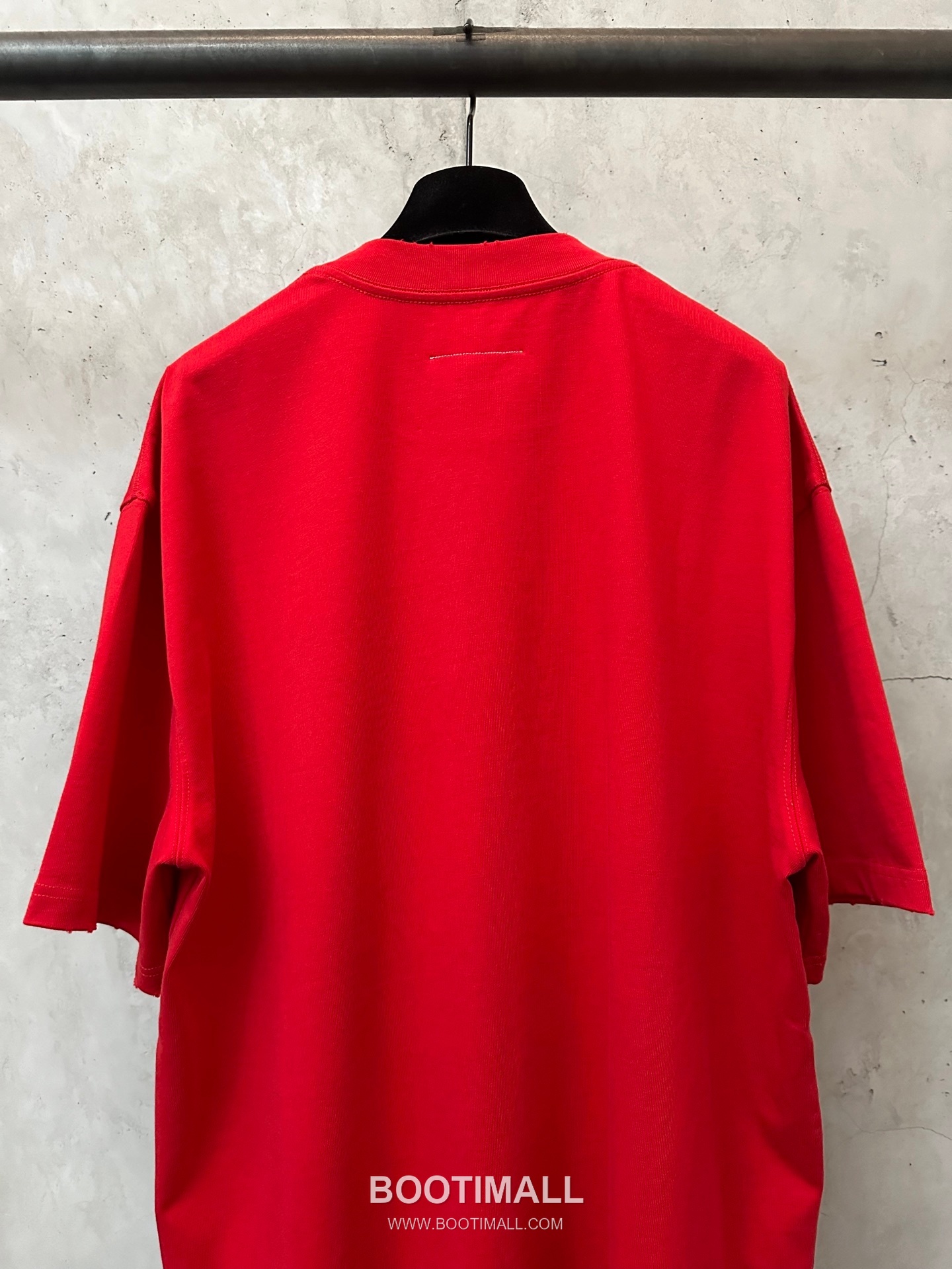 MM6 Maison Margiela 2026 S/S Cotton Foam Print Logo T-Shirt MM6메종마르지엘라 2026SS 코튼 발포 프린트 로고 티셔츠 5