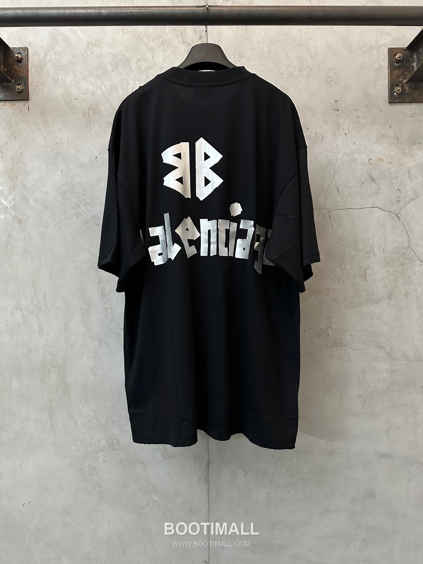 Balenciaga 2024 S/S Cotton Tape Print Distressed T-Shirt 발렌시아가 2024SS 코튼 테이프 프린트 디스트로이드 티셔츠 2