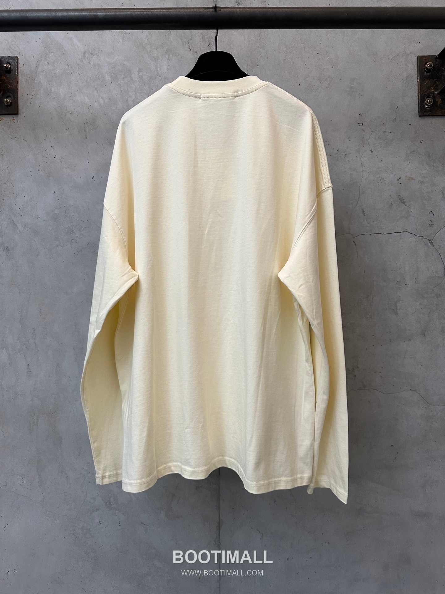 Acne Studios 2026 F/W Cotton Look Print Long Sleeve T-Shirt 아크네스튜디오 2026FW 코튼 룩 프린트 롱슬리브 티셔츠 2