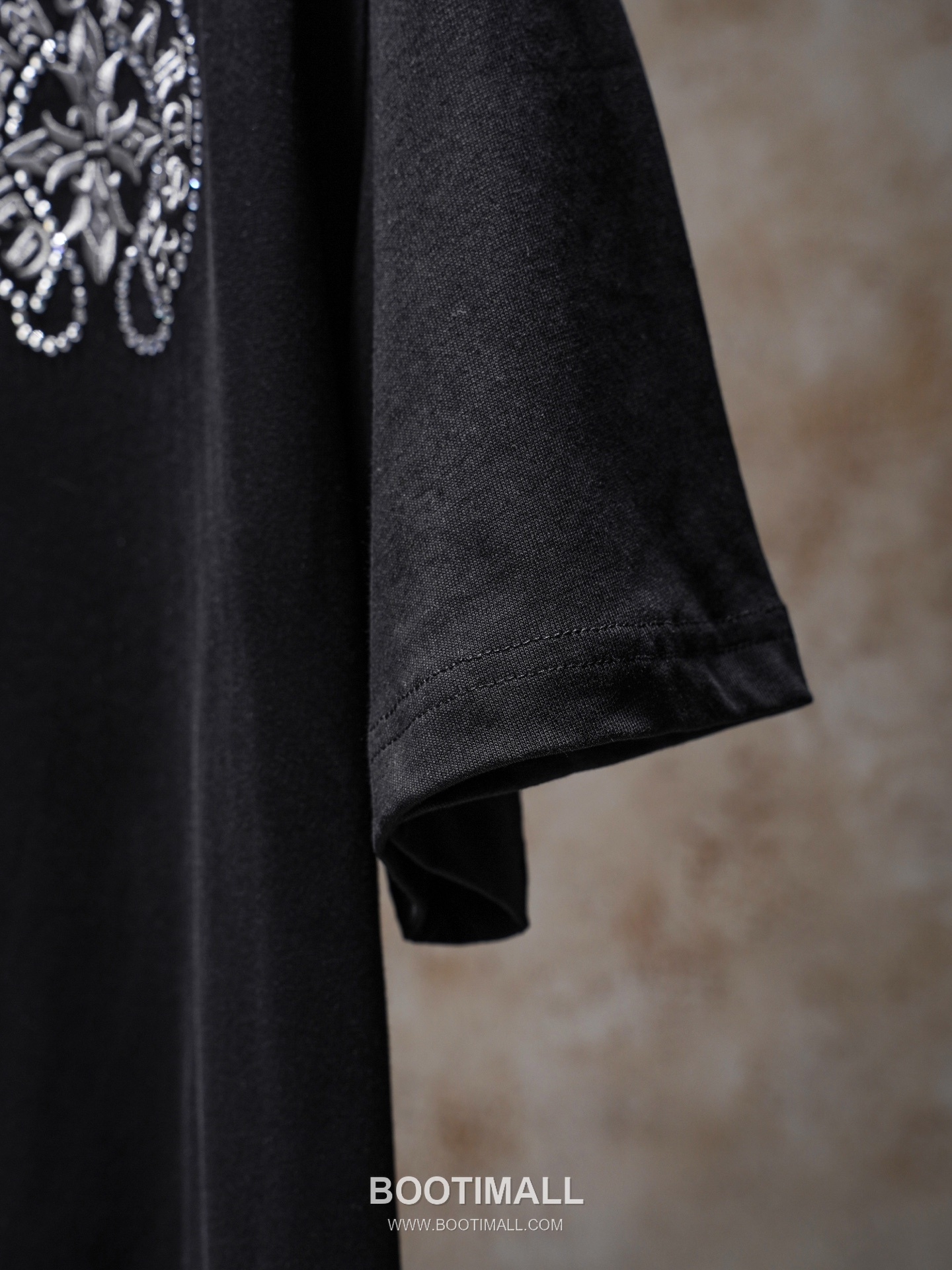 Chrome Hearts 2026 S/S Cotton Horseshoe Embroidered Crystal T-Shirt 크롬하츠 2026SS 코튼 말굽 자수 크리스탈 티셔츠 10