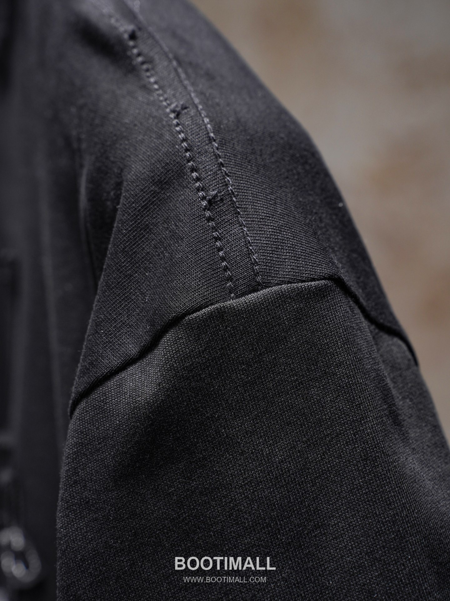 Louis Vuitton 2026 S/S Cotton Patch Embroidered Logo T-Shirt 루이비통 2026SS 코튼 패치 자수 로고 티셔츠 18