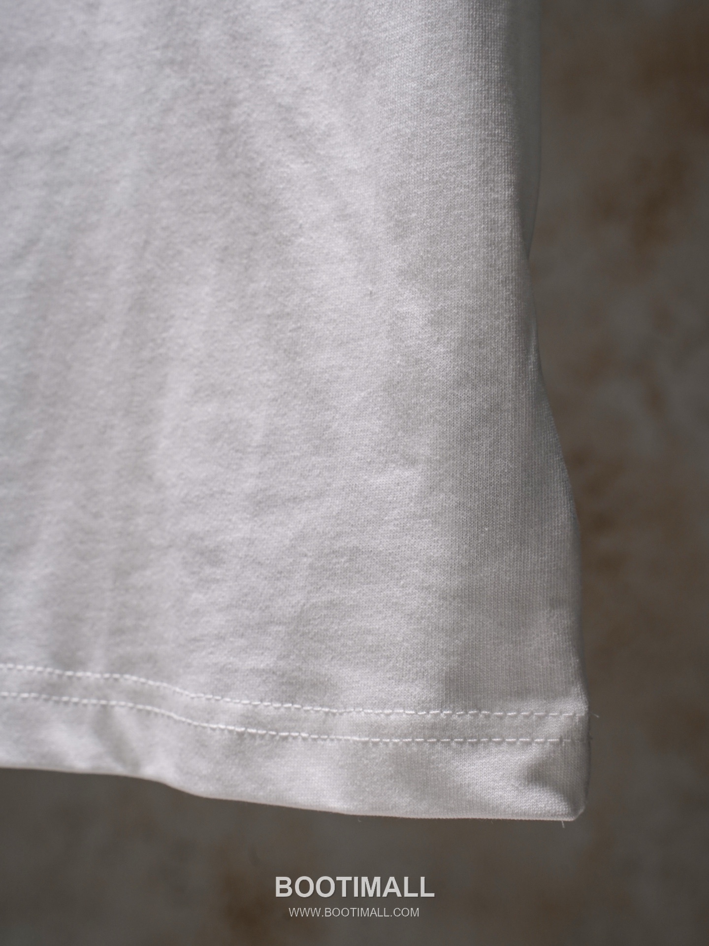 Prada 2026 S/S Cotton Triangle Logo Embroidered T-Shirt 프라다 2026SS 코튼 트라이앵글 로고 자수 티셔츠 10