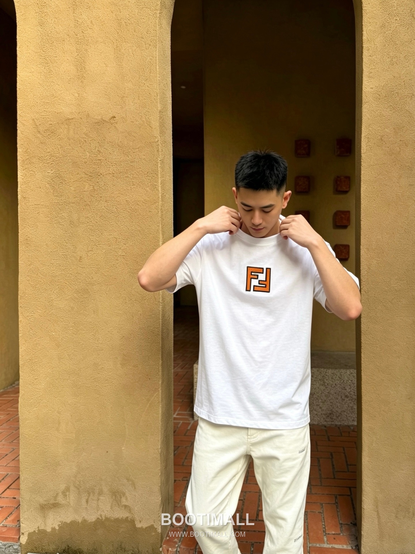 Fendi 2026 S/S Cotton FF Logo Embroidered T-Shirt 펜디 2026SS 코튼 FF 로고 자수 티셔츠 5