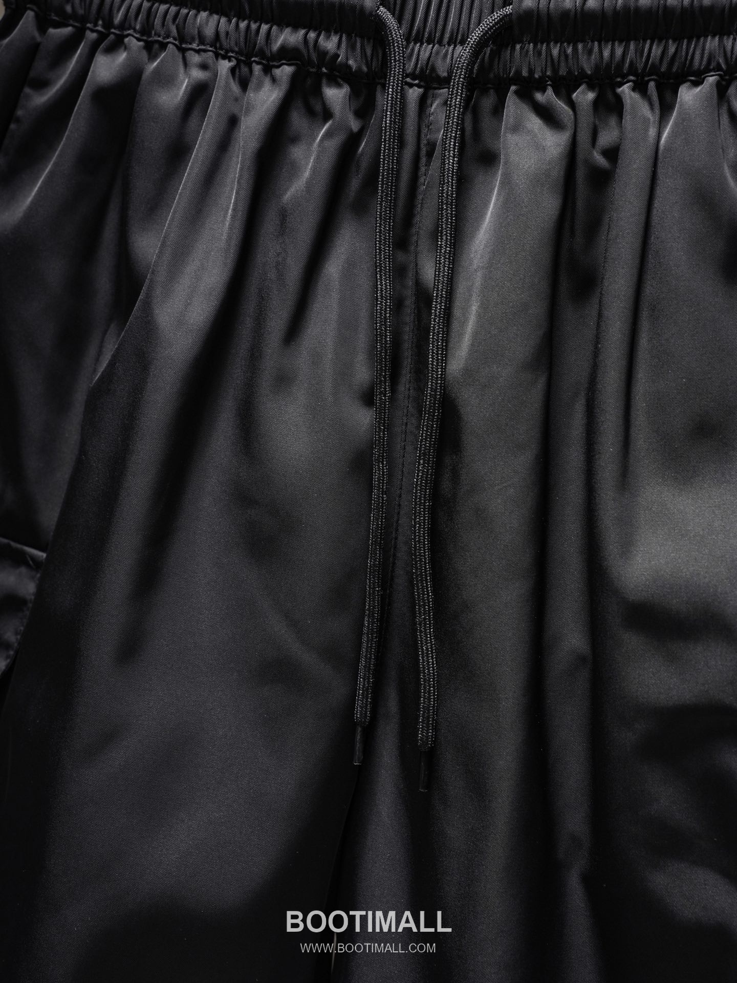 Prada 2026 S/S Nylon Triangle Logo Pocket Shorts 프라다 2026SS 나일론 트라이앵글 로고 포켓 쇼츠 10