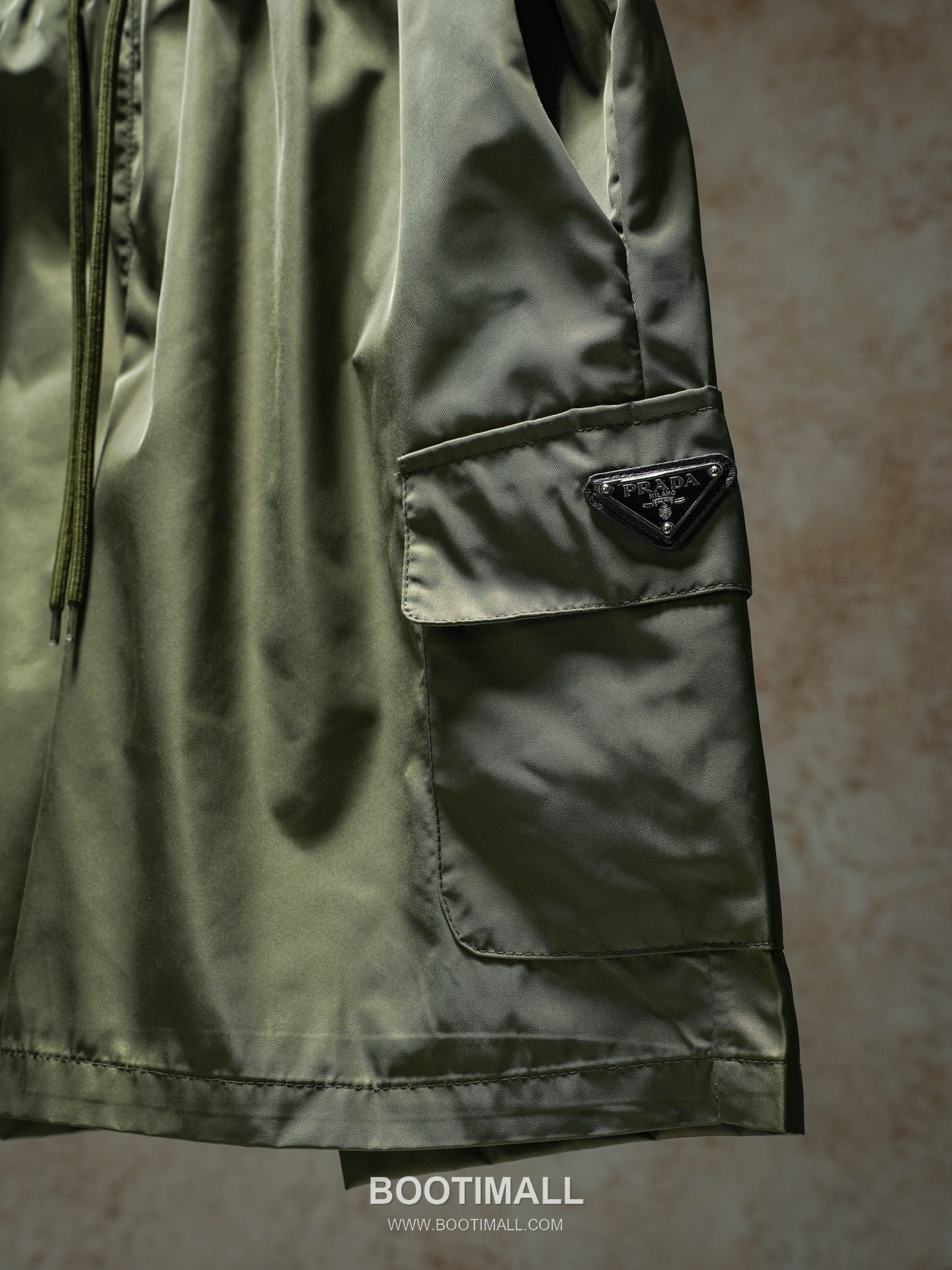 Prada 2026 S/S Nylon Triangle Logo Pocket Shorts 프라다 2026SS 나일론 트라이앵글 로고 포켓 쇼츠 9