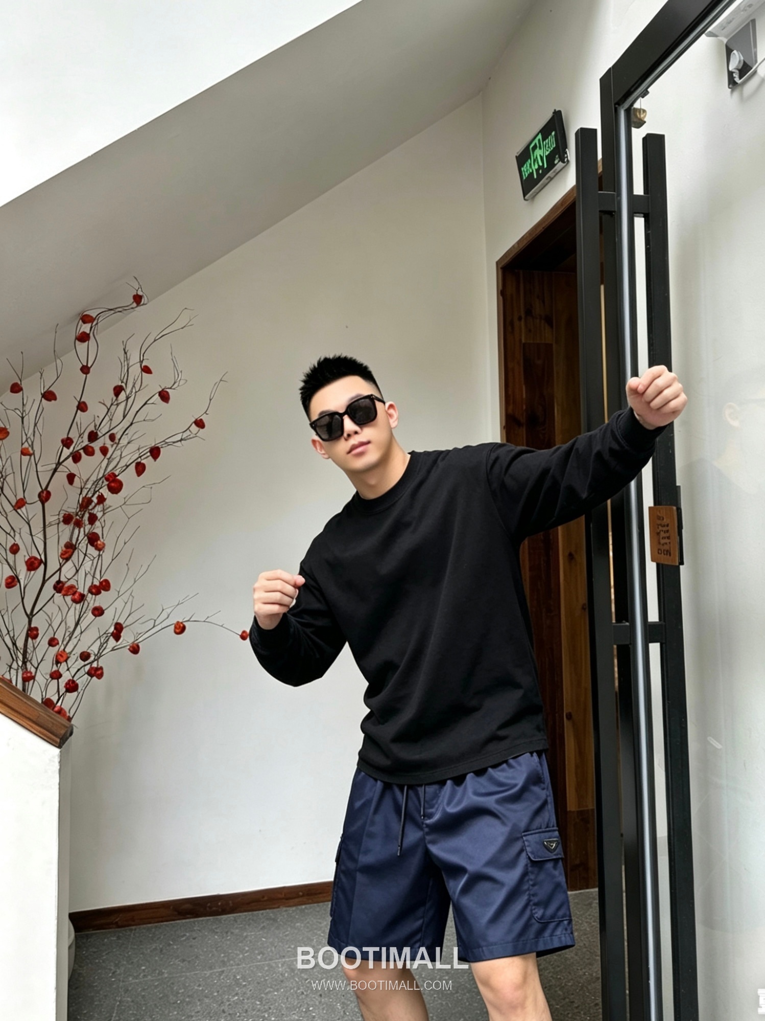 Prada 2026 S/S Nylon Triangle Logo Pocket Shorts 프라다 2026SS 나일론 트라이앵글 로고 포켓 쇼츠 2