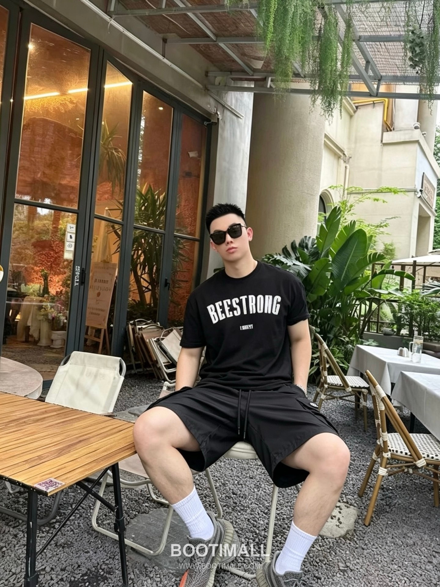 Prada 2026 S/S Nylon Triangle Logo Pocket Shorts 프라다 2026SS 나일론 트라이앵글 로고 포켓 쇼츠 6