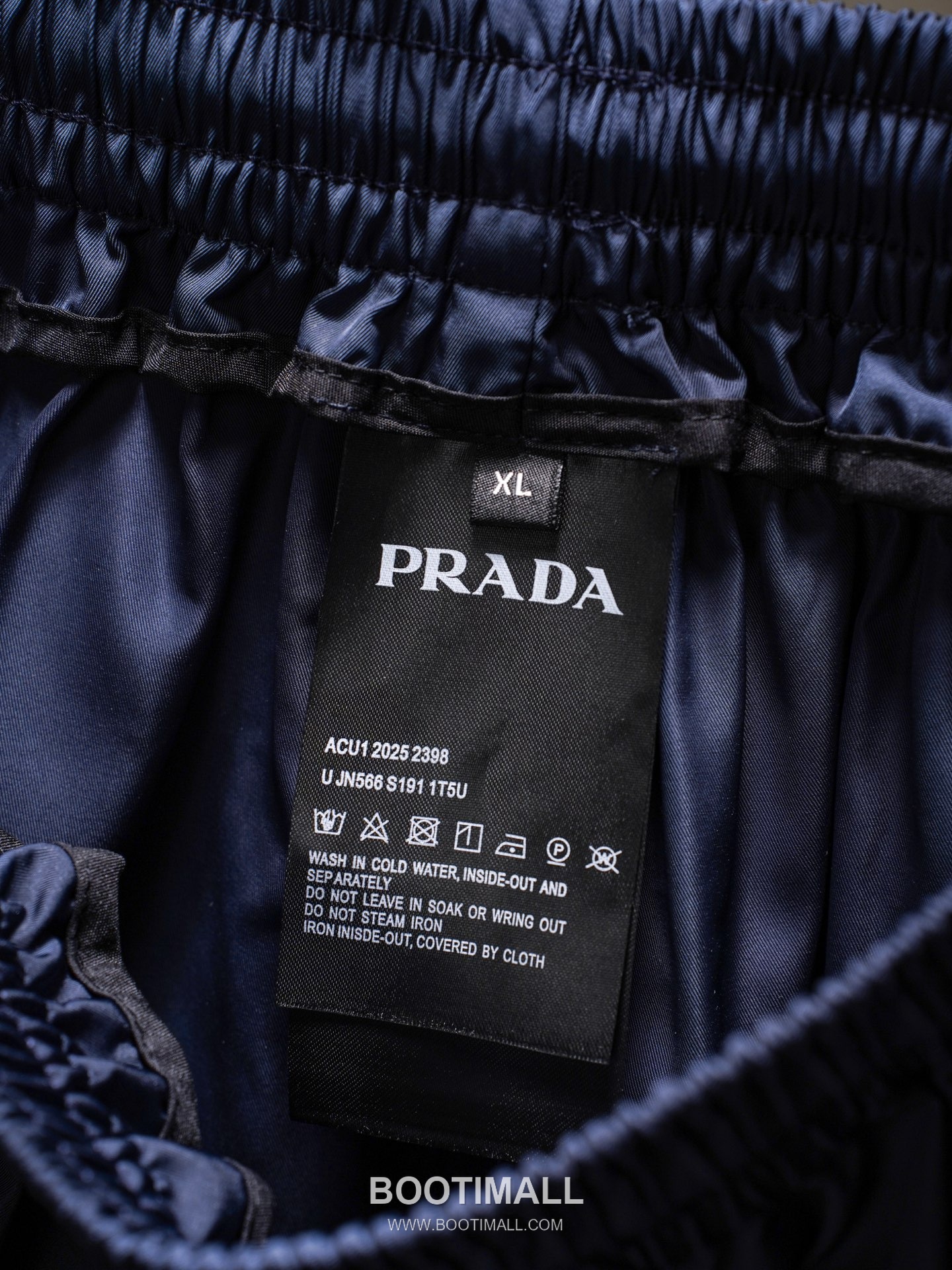 Prada 2026 S/S Nylon Triangle Logo Pocket Shorts 프라다 2026SS 나일론 트라이앵글 로고 포켓 쇼츠 18
