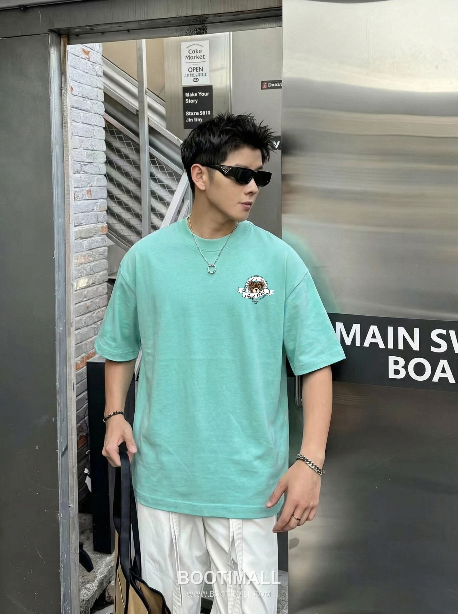 Fendi 2026 S/S Cotton Graphic Print Logo T-Shirt 펜디 2026SS 코튼 그래픽 프린트 로고 티셔츠 1