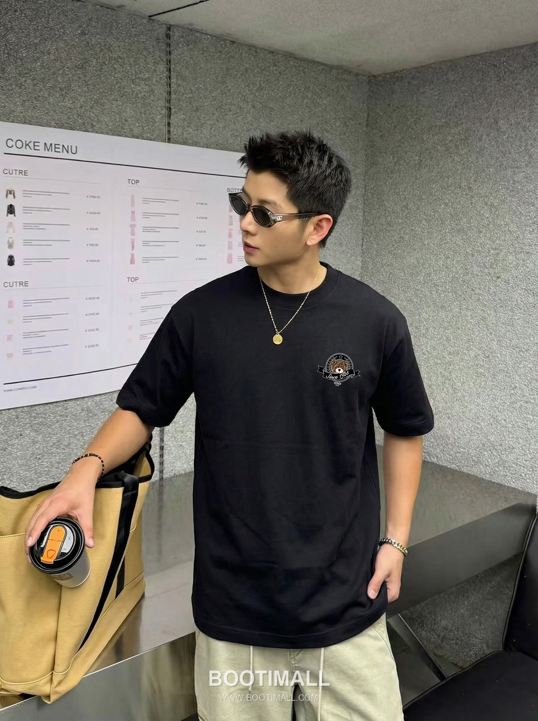 Fendi 2026 S/S Cotton Graphic Print Logo T-Shirt 펜디 2026SS 코튼 그래픽 프린트 로고 티셔츠 1