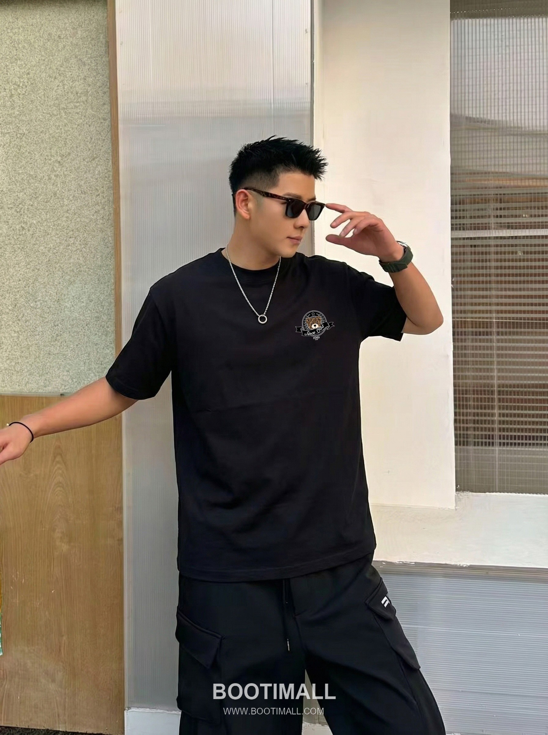 Fendi 2026 S/S Cotton Graphic Print Logo T-Shirt 펜디 2026SS 코튼 그래픽 프린트 로고 티셔츠 3