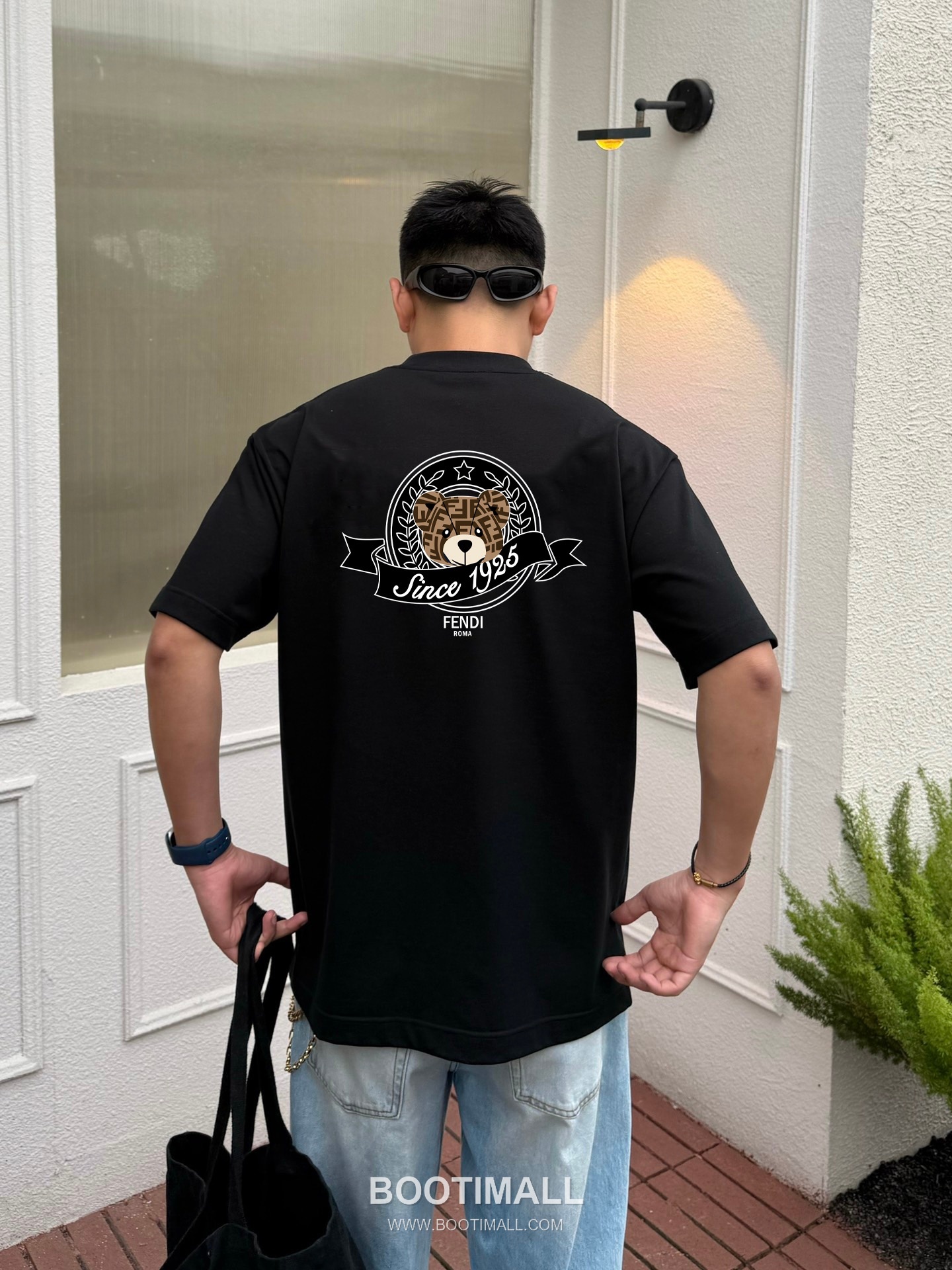 Fendi 2026 S/S Cotton Graphic Print Logo T-Shirt 펜디 2026SS 코튼 그래픽 프린트 로고 티셔츠 4