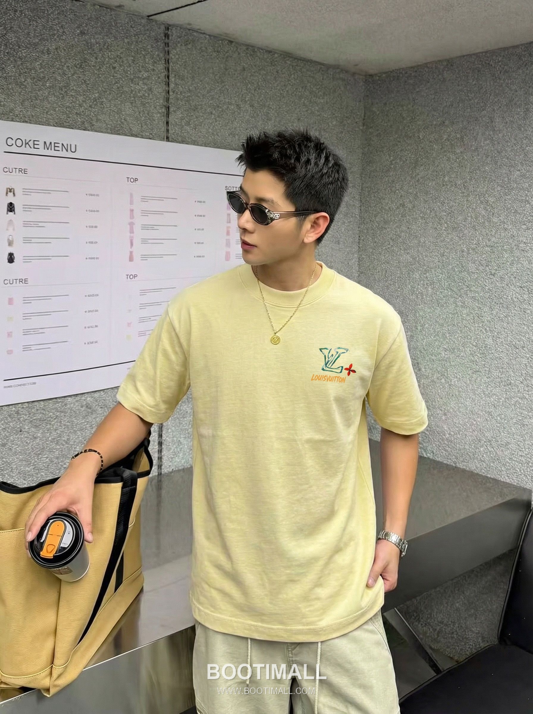 Louis Vuitton 2026 S/S Cotton Letter Print Logo T-Shirt 루이비통 2026SS 코튼 레터 프린트 로고 티셔츠 4