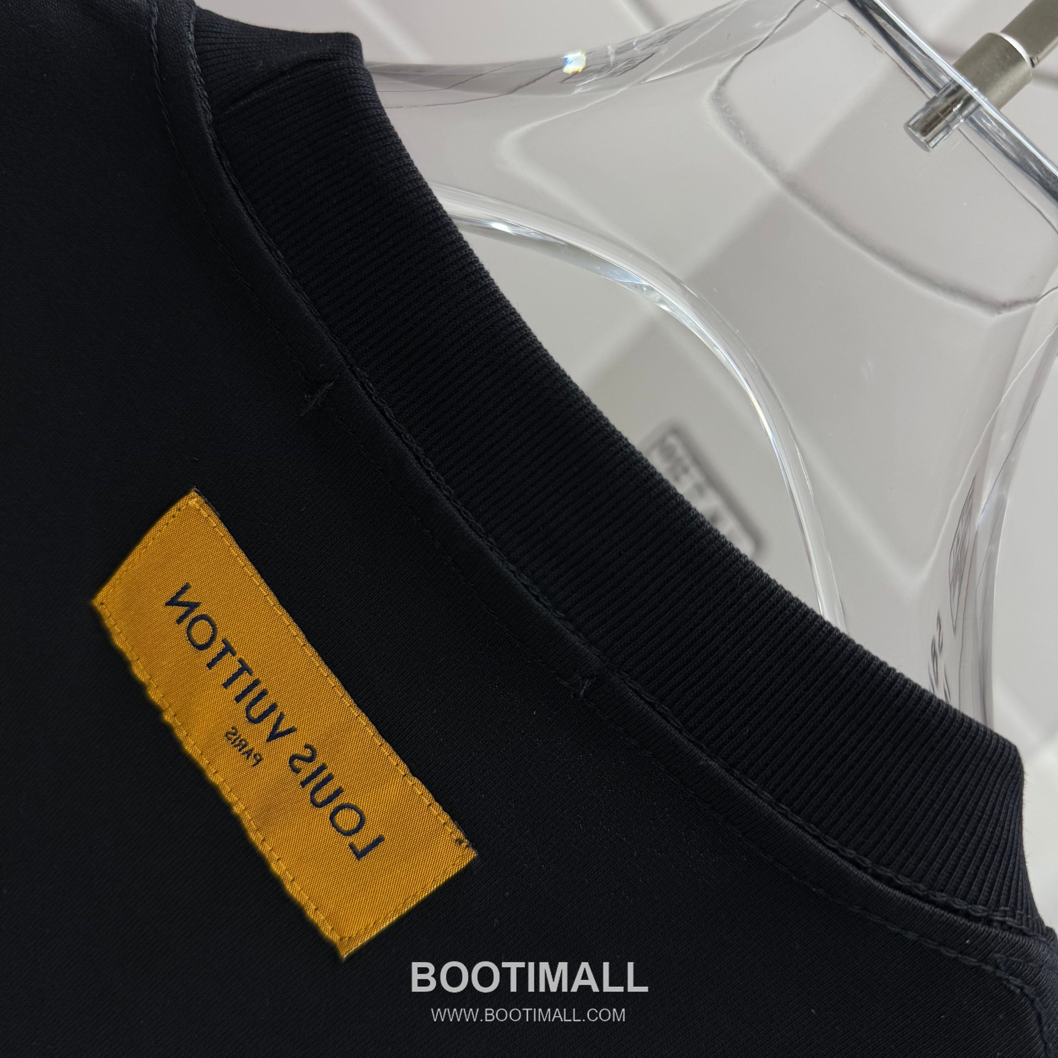 Louis Vuitton 2026 S/S Cotton Letter Print Logo T-Shirt 루이비통 2026SS 코튼 레터 프린트 로고 티셔츠 11