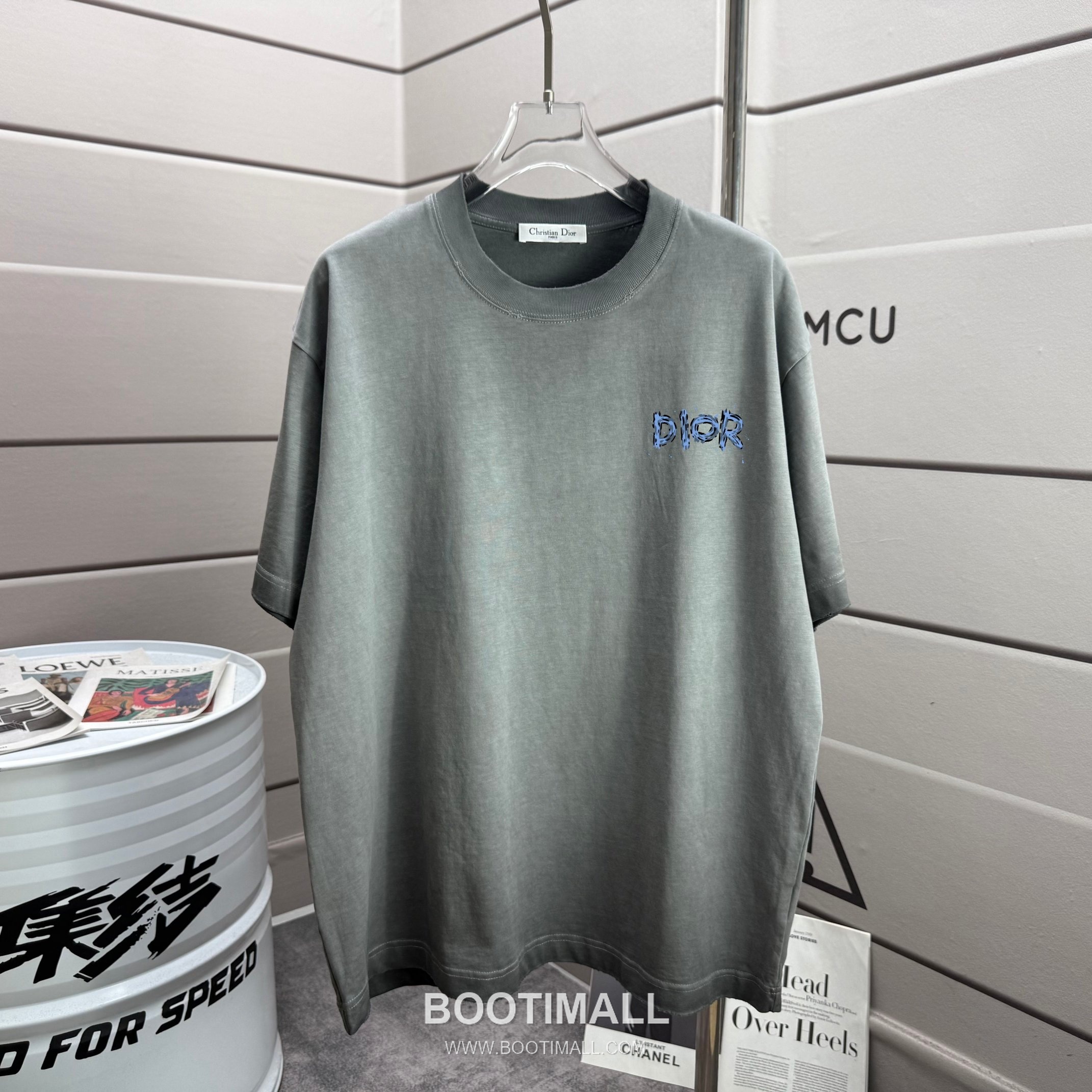 Dior 2026 S/S Cotton Washed Distressed T-Shirt 디올 2026SS 코튼 워싱 디스트로이드 티셔츠 2