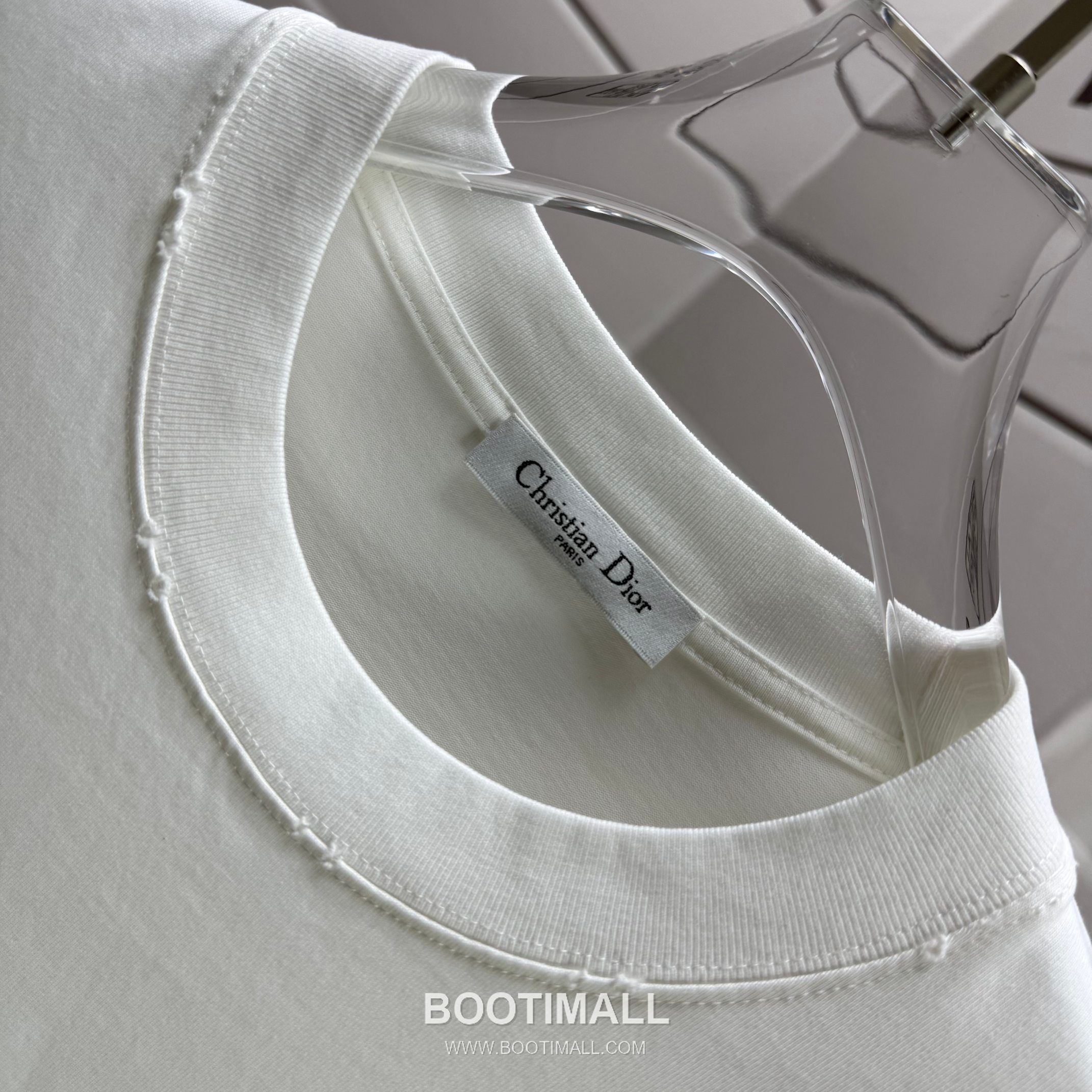 Dior 2026 S/S Cotton Washed Distressed T-Shirt 디올 2026SS 코튼 워싱 디스트로이드 티셔츠 5