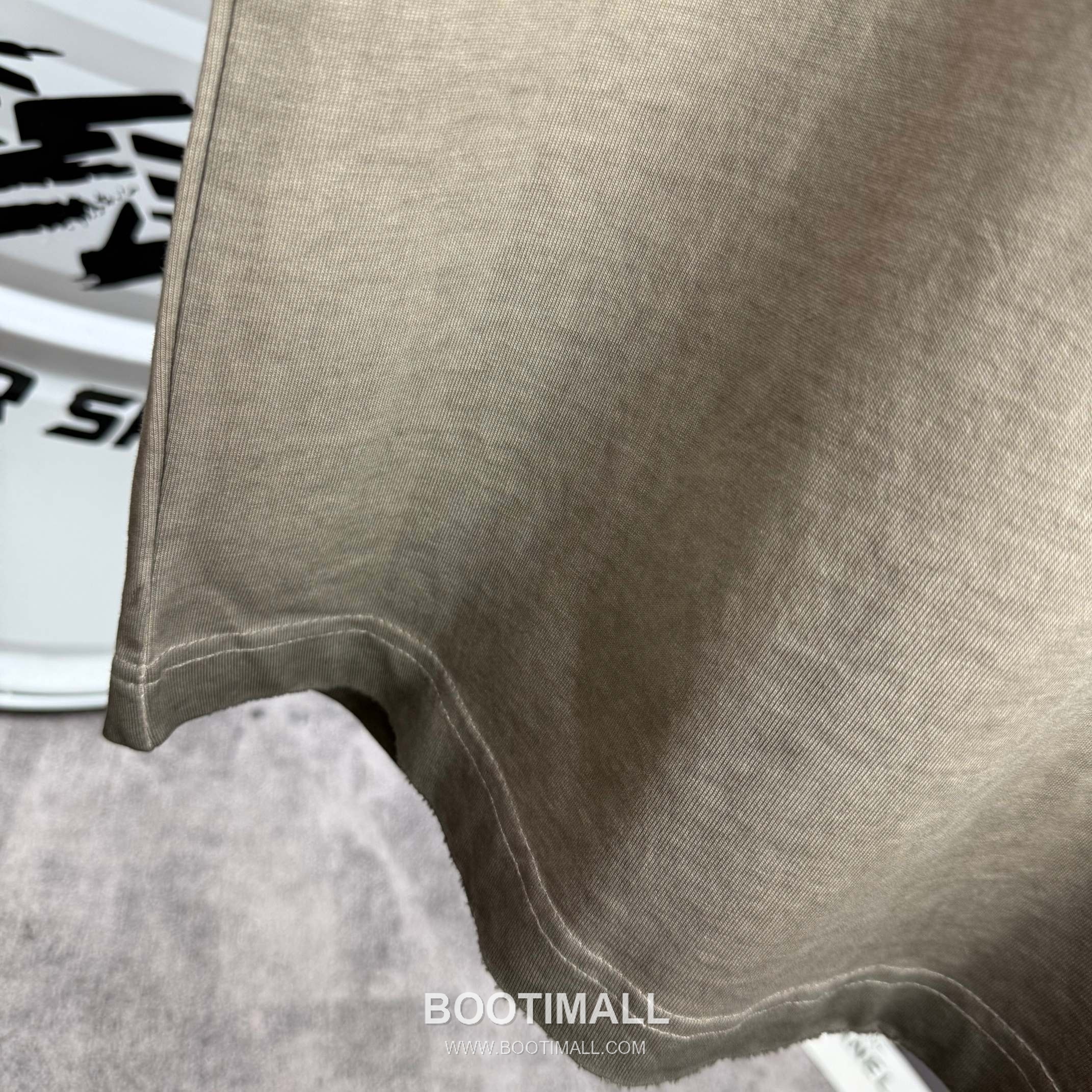 Balenciaga 2026 S/S Cotton Washed Distressed T-Shirt 발렌시아가 2026SS 코튼 워싱 디스트로이드 티셔츠 9