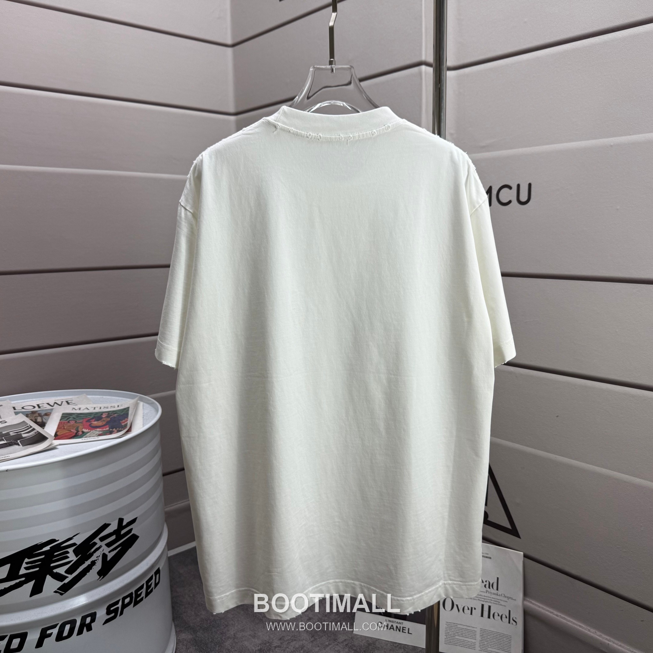 Balenciaga 2026 S/S Cotton Washed Distressed T-Shirt 발렌시아가 2026SS 코튼 워싱 디스트로이드 티셔츠 2