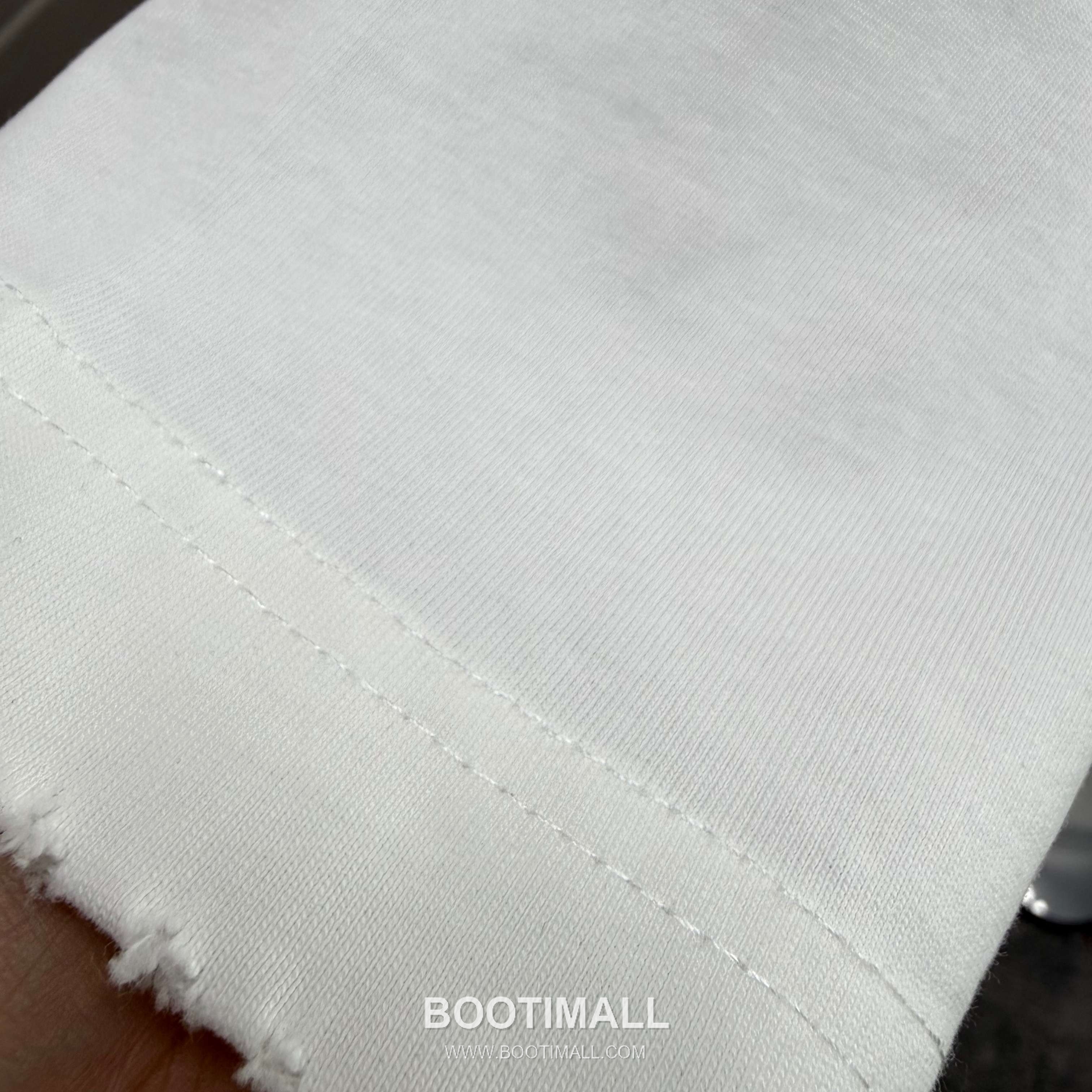 Balenciaga 2026 S/S Cotton Washed Distressed T-Shirt 발렌시아가 2026SS 코튼 워싱 디스트로이드 티셔츠 7