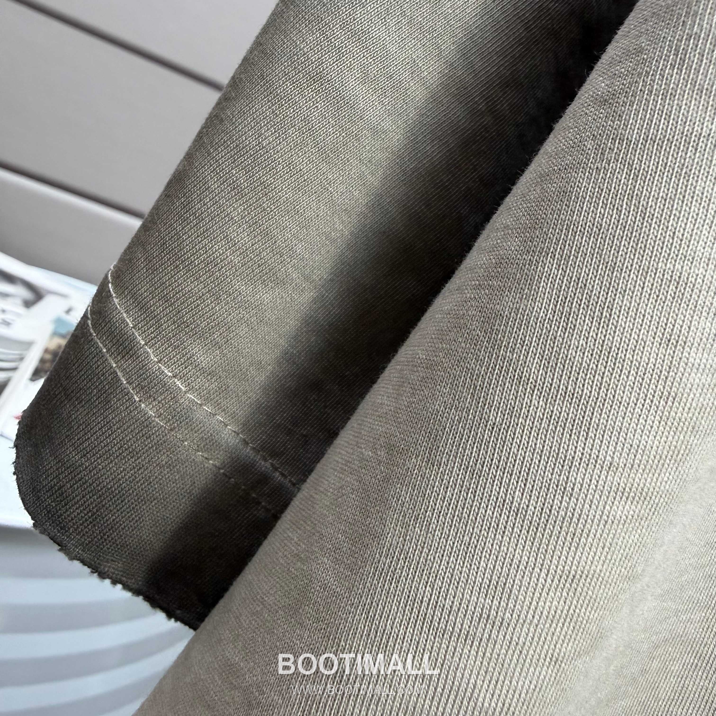 Balenciaga 2026 S/S Cotton Distressed Washed T-Shirt 발렌시아가 2026SS 코튼 디스트로이드 워싱 티셔츠 4