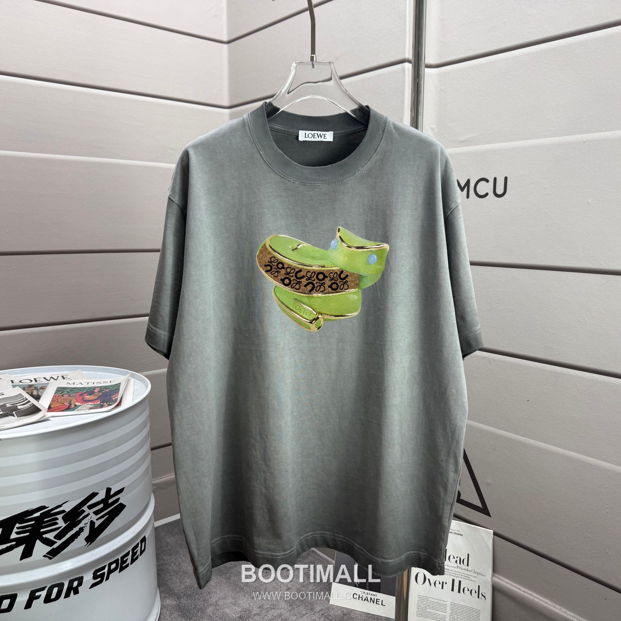 Loewe 2026 S/S Cotton Distressed Washed Logo T-Shirt 로에베 2026SS 코튼 디스트로이드 워싱 로고 티셔츠 1