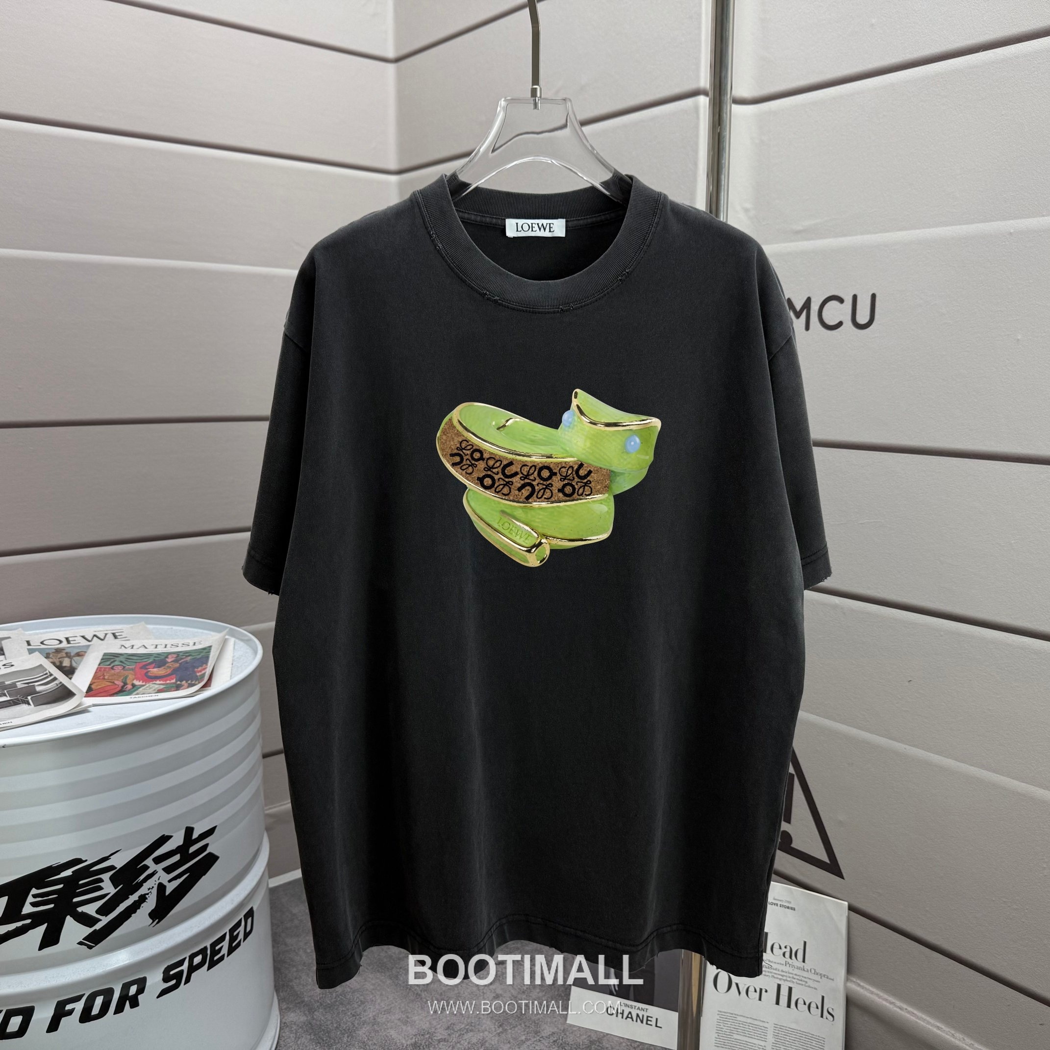 Loewe 2026 S/S Cotton Distressed Washed Logo T-Shirt 로에베 2026SS 코튼 디스트로이드 워싱 로고 티셔츠 1