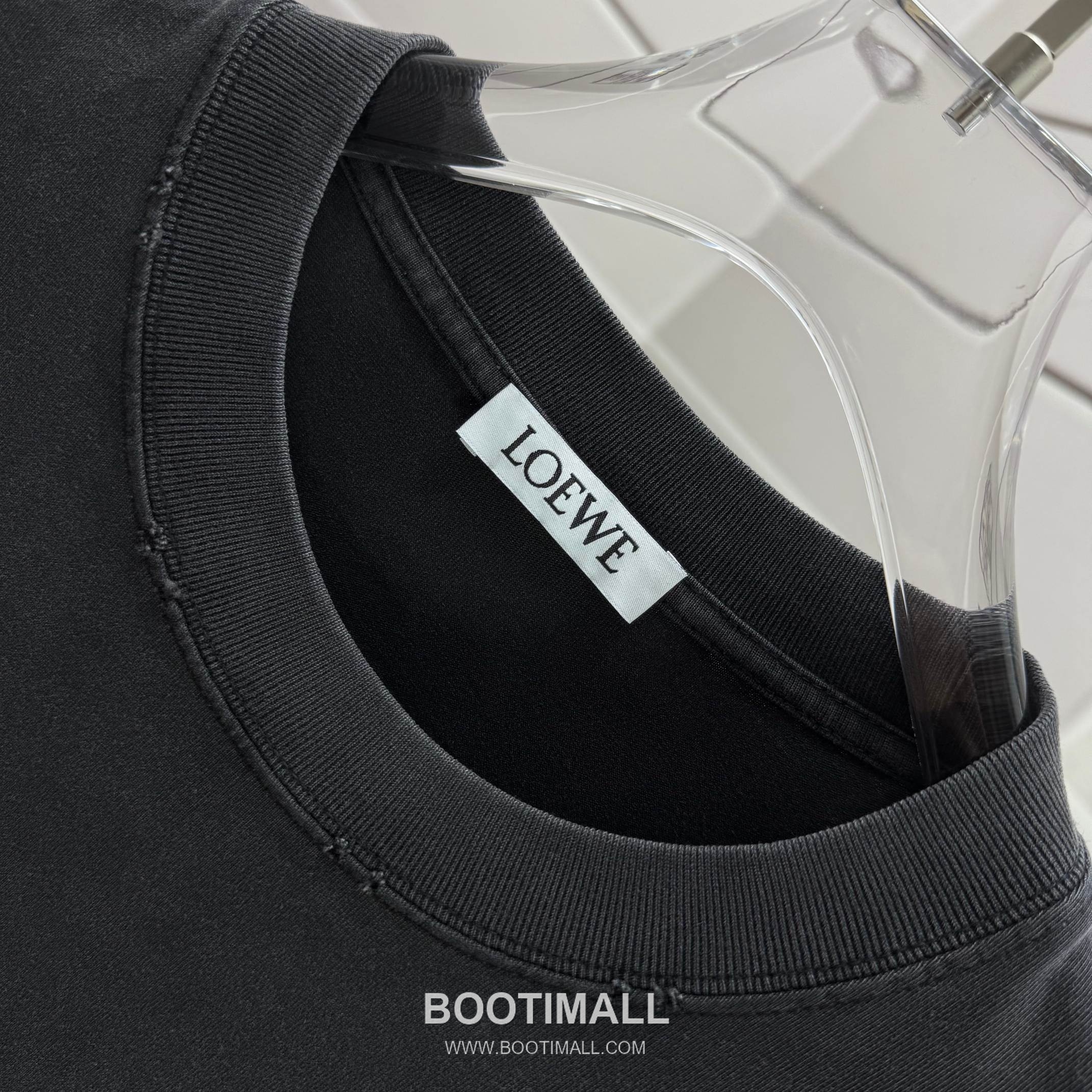 Loewe 2026 S/S Cotton Distressed Washed T-Shirt 로에베 2026SS 코튼 디스트로이드 워싱 티셔츠 5