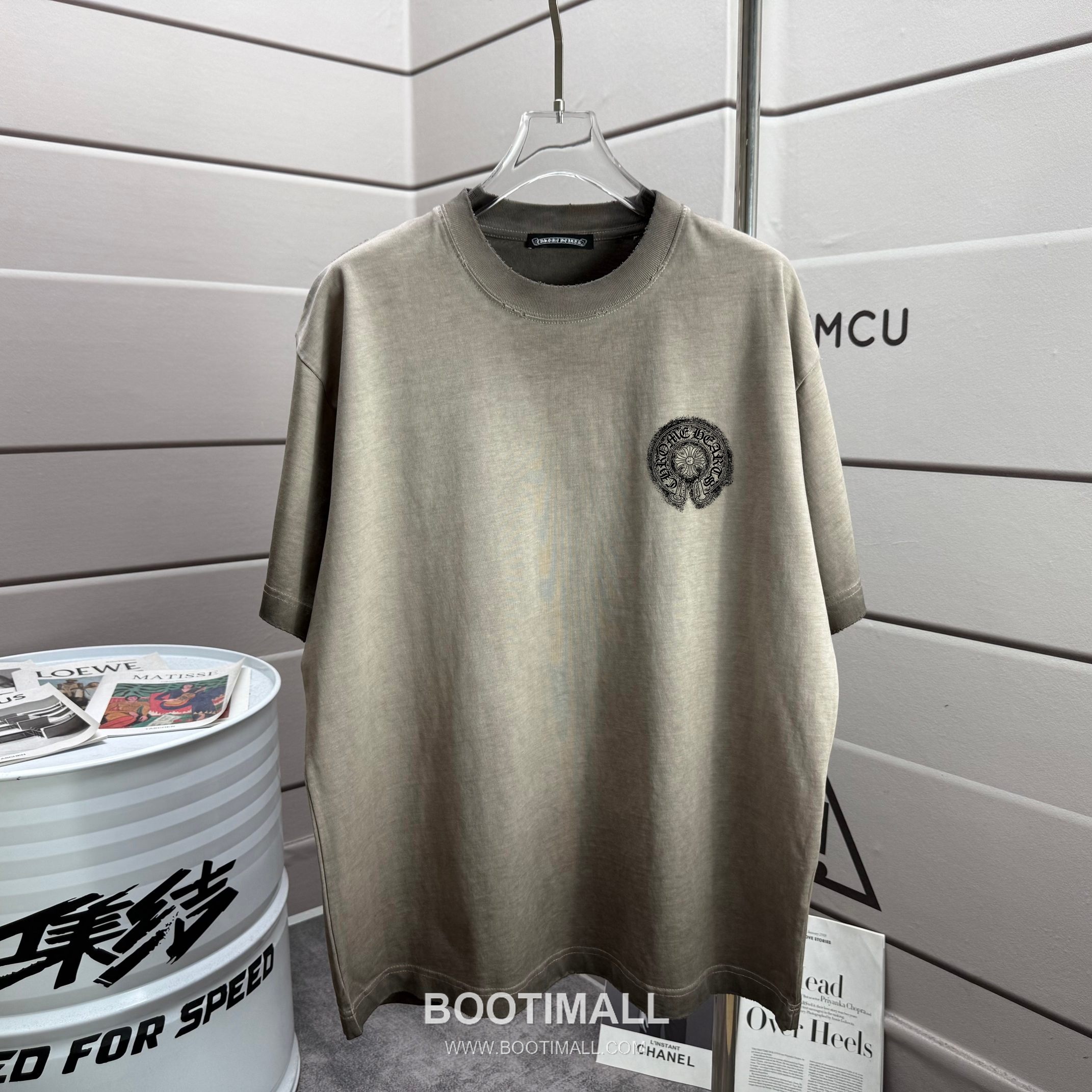 Chrome Hearts 2026 S/S Cotton Distressed Washed Logo T-Shirt 크롬하츠 2026SS 코튼 디스트로이드 워싱 로고 티셔츠 2