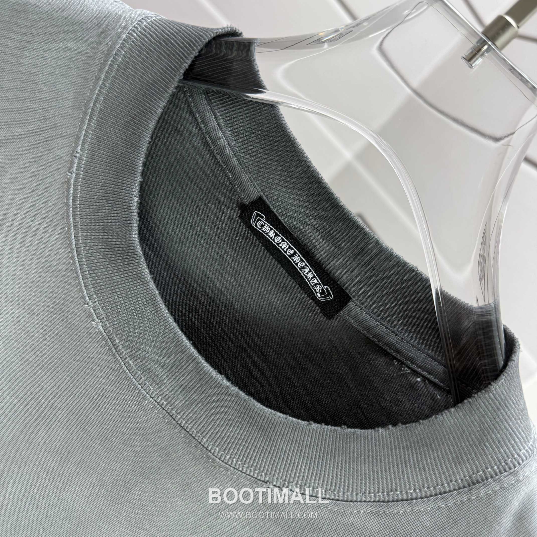 Chrome Hearts 2026 S/S Cotton Distressed Washed Logo T-Shirt 크롬하츠 2026SS 코튼 디스트로이드 워싱 로고 티셔츠 5