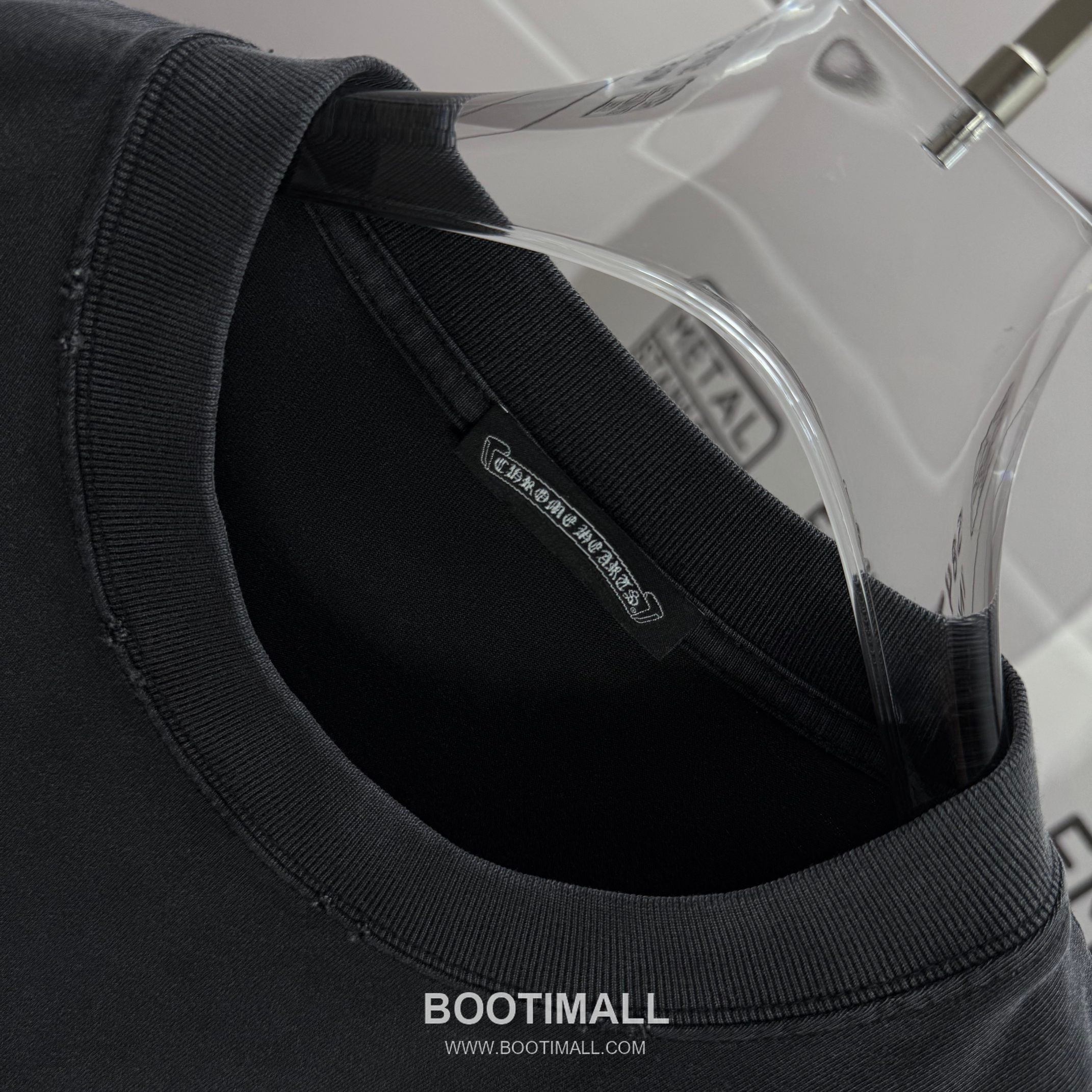 Chrome Hearts 2026 S/S Cotton Distressed Washed Logo T-Shirt 크롬하츠 2026SS 코튼 디스트로이드 워싱 로고 티셔츠 5