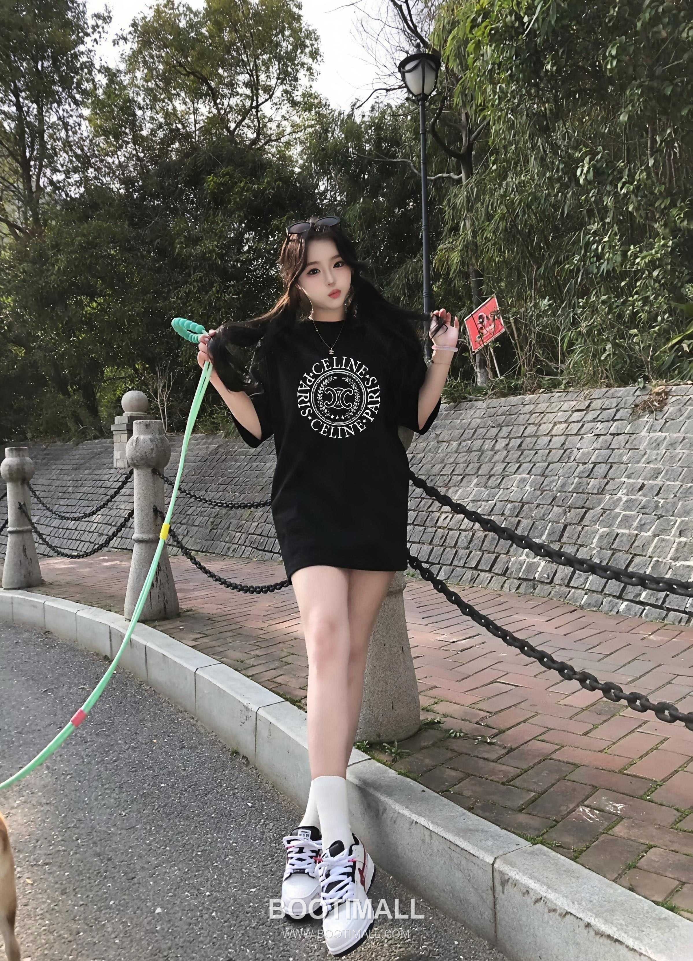 Celine 2026 S/S Cotton Letter Logo Print T-Shirt 셀린느 2026SS 코튼 레터 로고 프린트 티셔츠 2