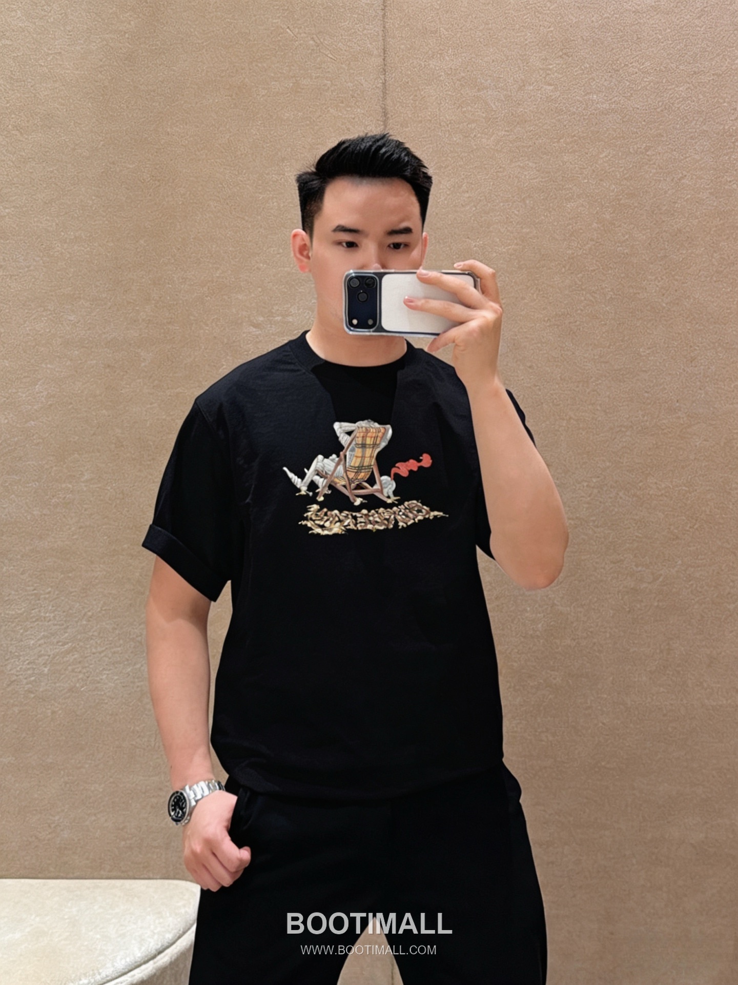 Burberry 2026 S/S Cotton Beach Chair Logo Print T-Shirt 버버리 2026SS 코튼 비치체어 로고 프린트 티셔츠 4