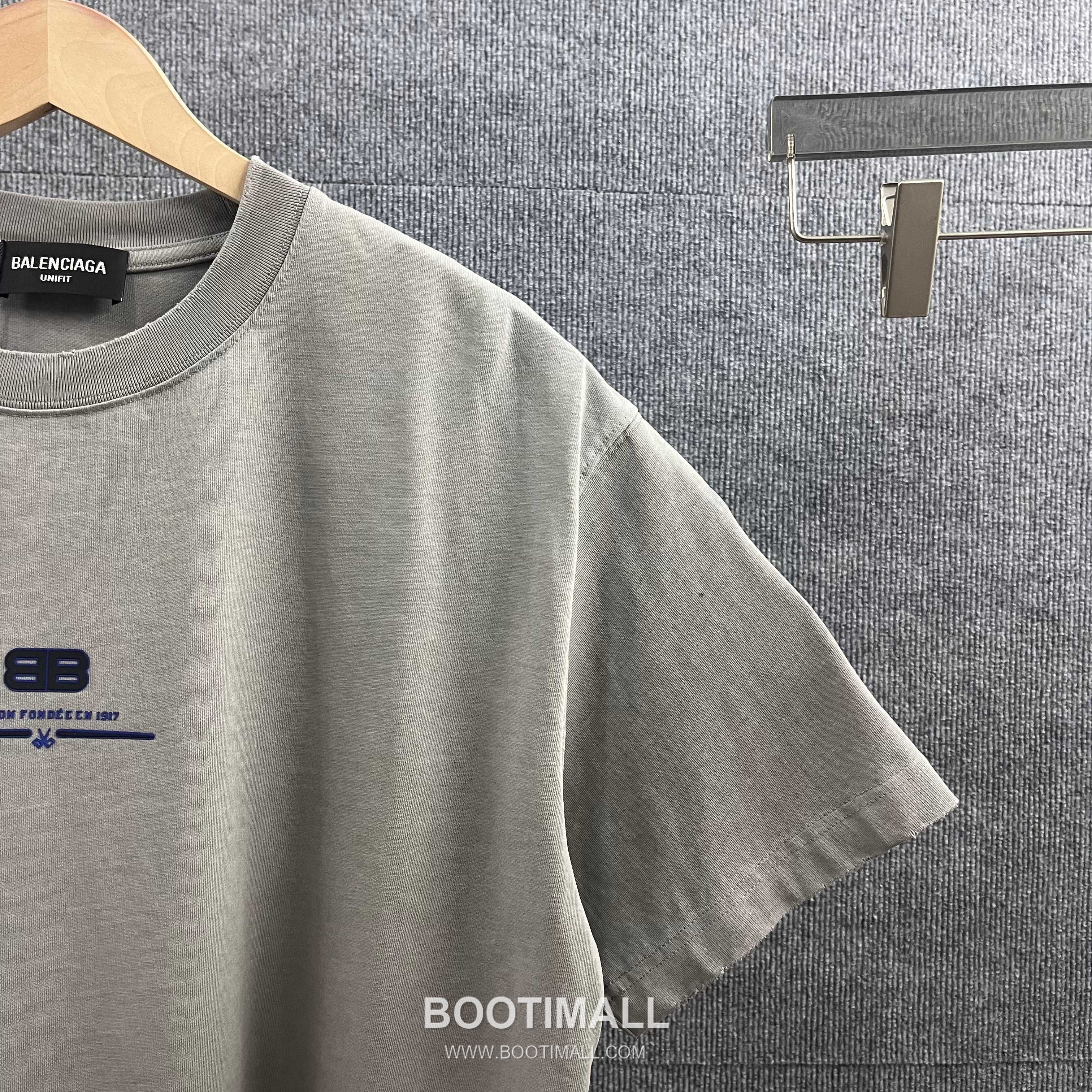 Balenciaga 2026 S/S Cotton Distressed Washed Silicone Logo T-Shirt 발렌시아가 2026SS 코튼 디스트로이드 워싱 실리콘 로고 티셔츠 10