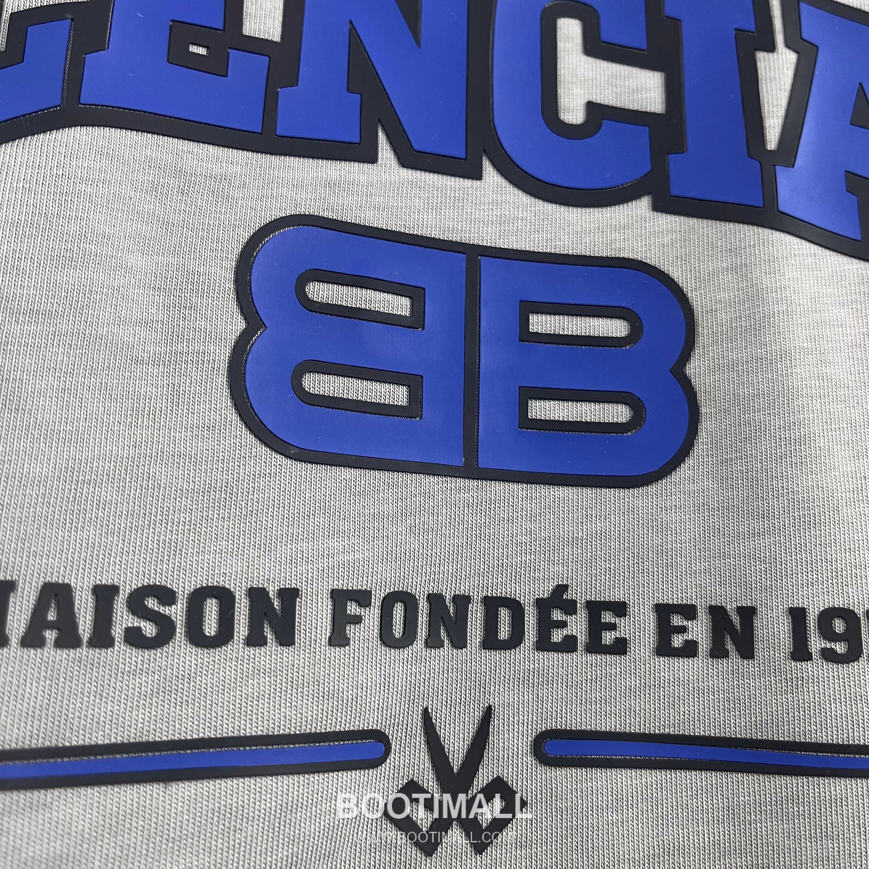 Balenciaga 2026 S/S Cotton Distressed Washed Silicone Logo T-Shirt 발렌시아가 2026SS 코튼 디스트로이드 워싱 실리콘 로고 티셔츠 14