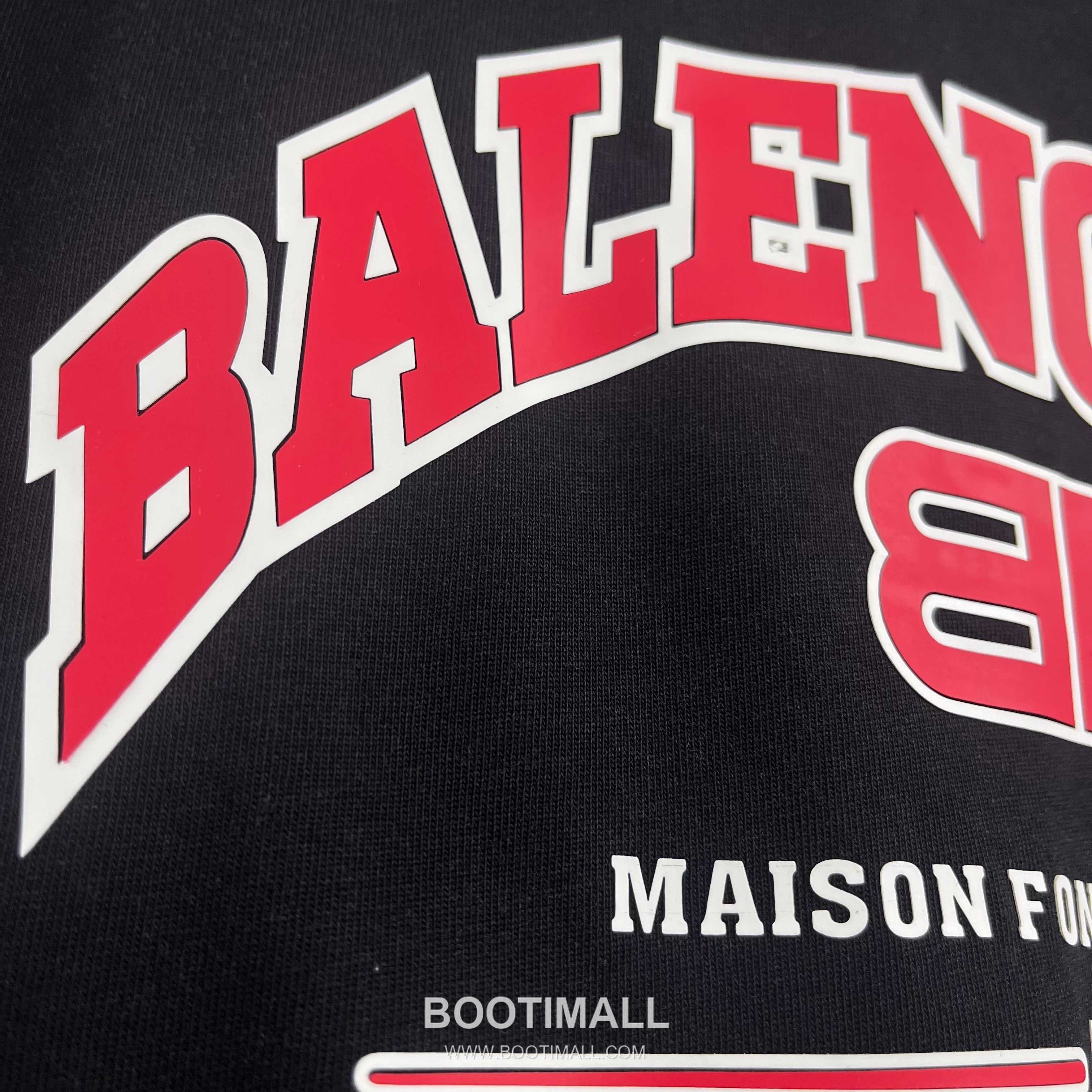 Balenciaga 2026 S/S Cotton Distressed Washed Silicone Logo T-Shirt 발렌시아가 2026SS 코튼 디스트로이드 워싱 실리콘 로고 티셔츠 13