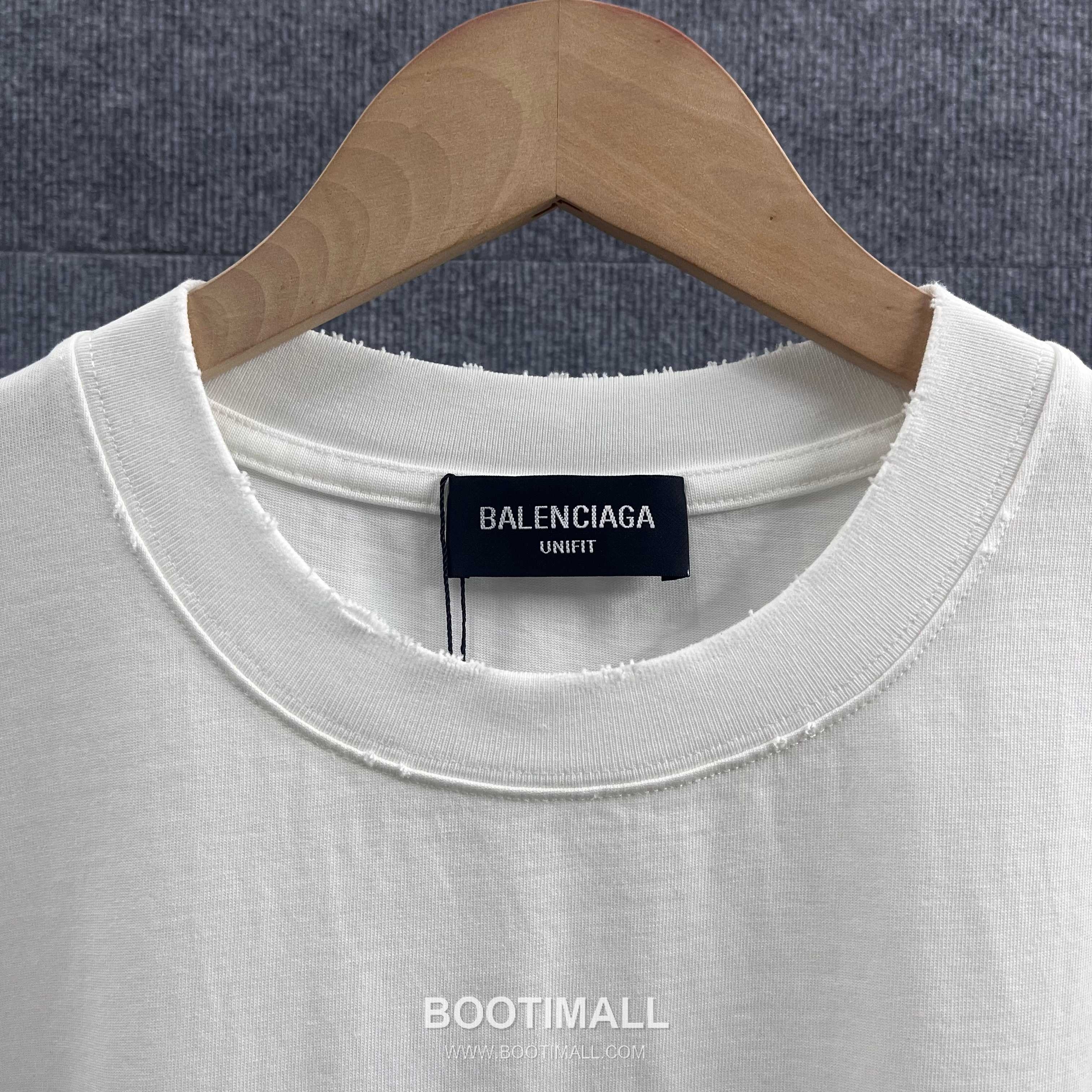 Balenciaga 2026 S/S Cotton Distressed Washed Silicone Logo T-Shirt 발렌시아가 2026SS 코튼 디스트로이드 워싱 실리콘 로고 티셔츠 9