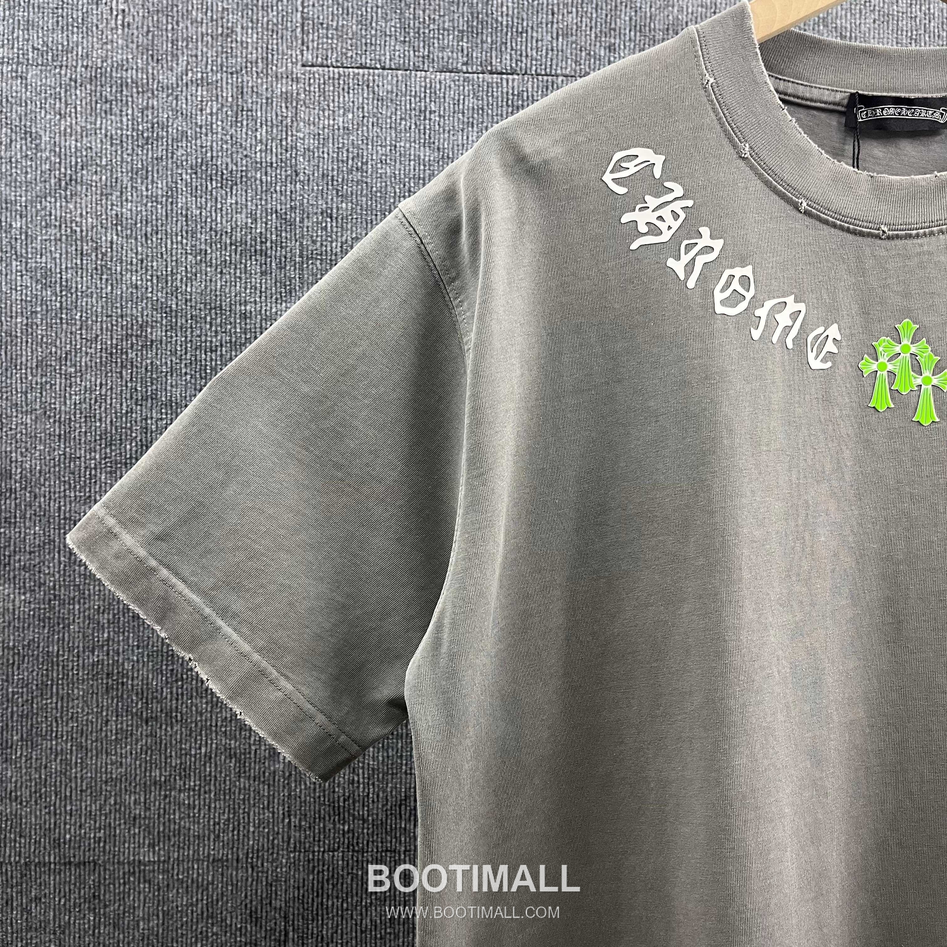 Chrome Hearts 2026 S/S Cotton Distressed Washed Cross Silicone Logo T-Shirt 크롬하츠 2026SS 코튼 디스트로이드 워싱 크로스 실리콘 로고 티셔츠 5