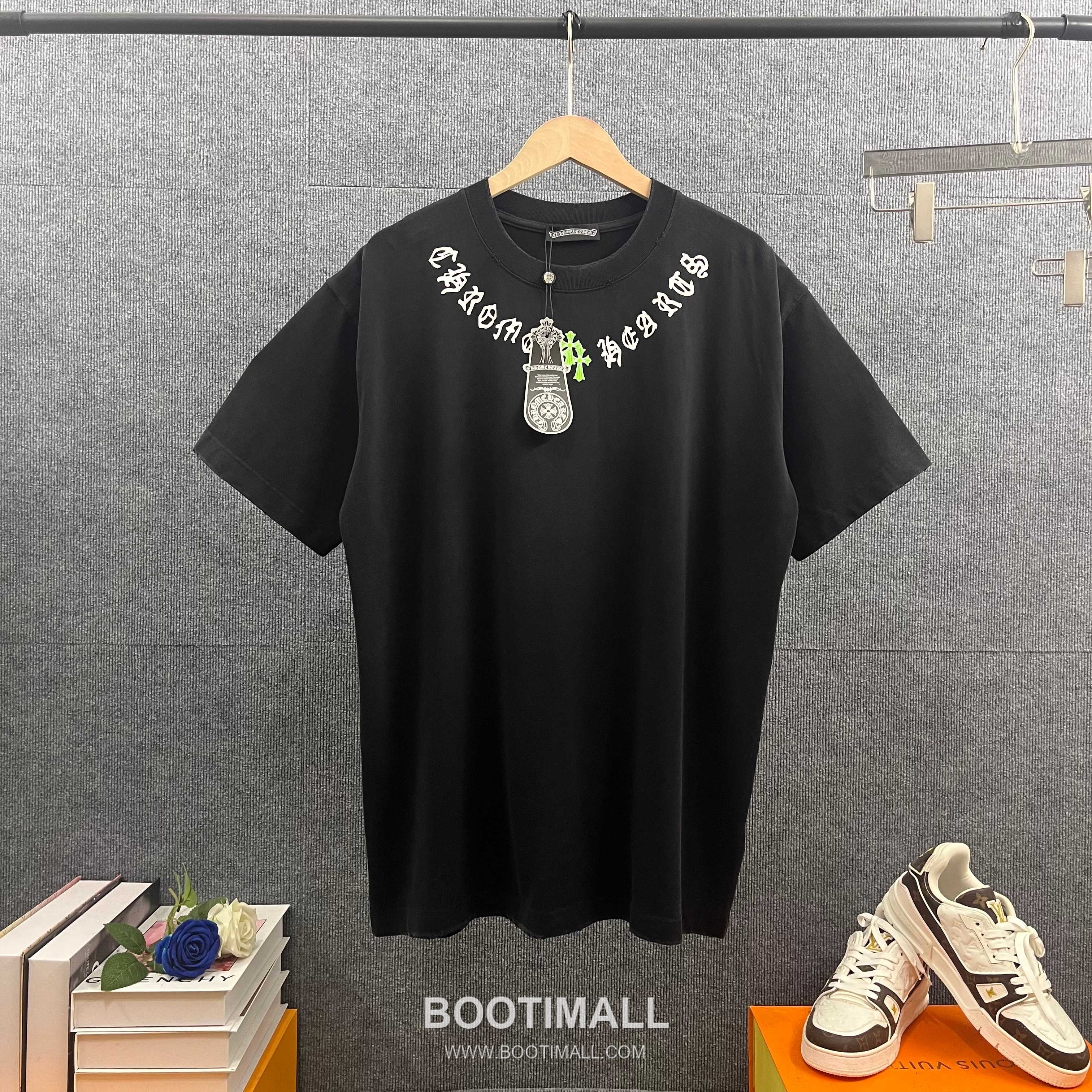 Chrome Hearts 2026 S/S Cotton Distressed Washed Cross Silicone Logo T-Shirt 크롬하츠 2026SS 코튼 디스트로이드 워싱 크로스 실리콘 로고 티셔츠 1