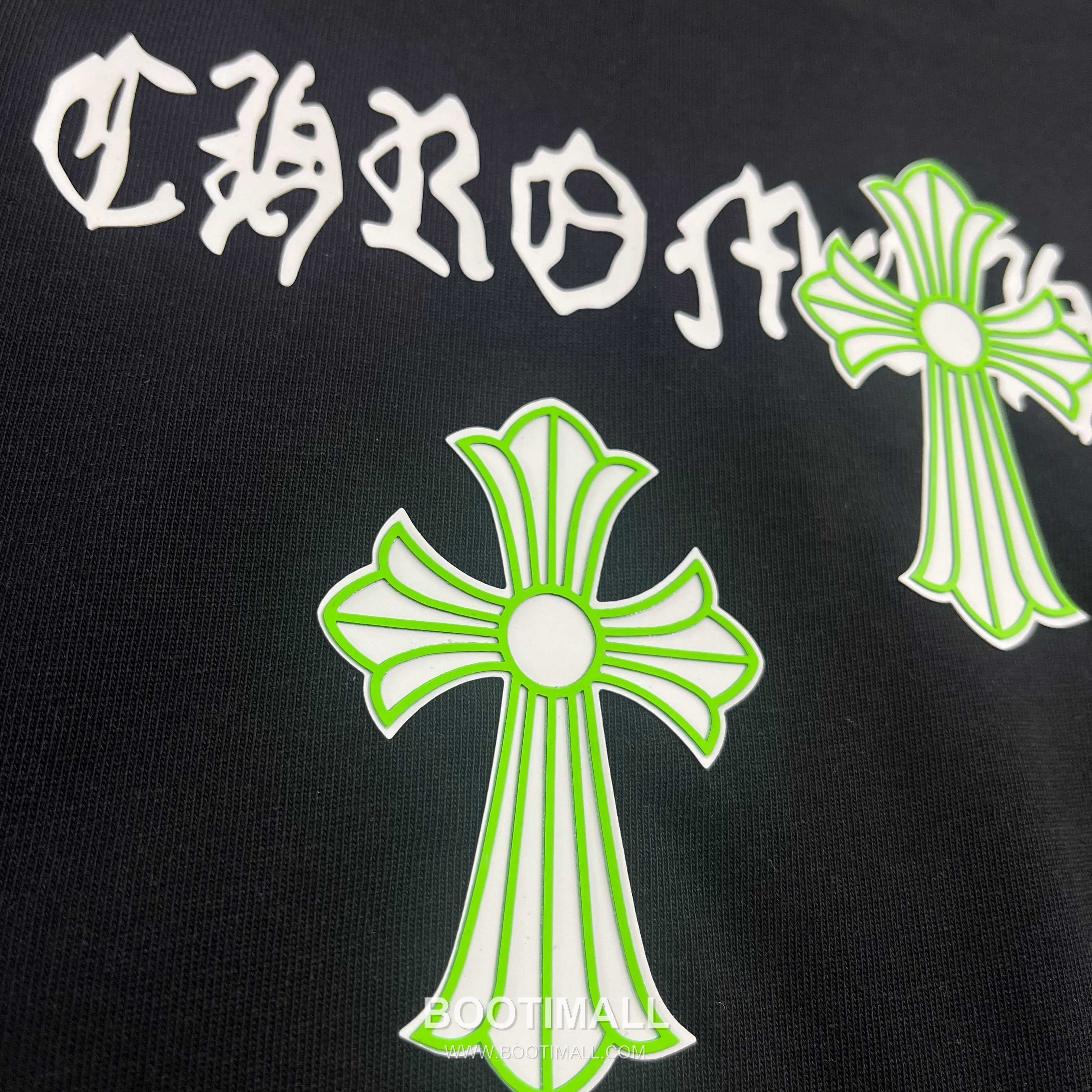 Chrome Hearts 2026 S/S Cotton Distressed Washed Cross Silicone Logo T-Shirt 크롬하츠 2026SS 코튼 디스트로이드 워싱 크로스 실리콘 로고 티셔츠 8