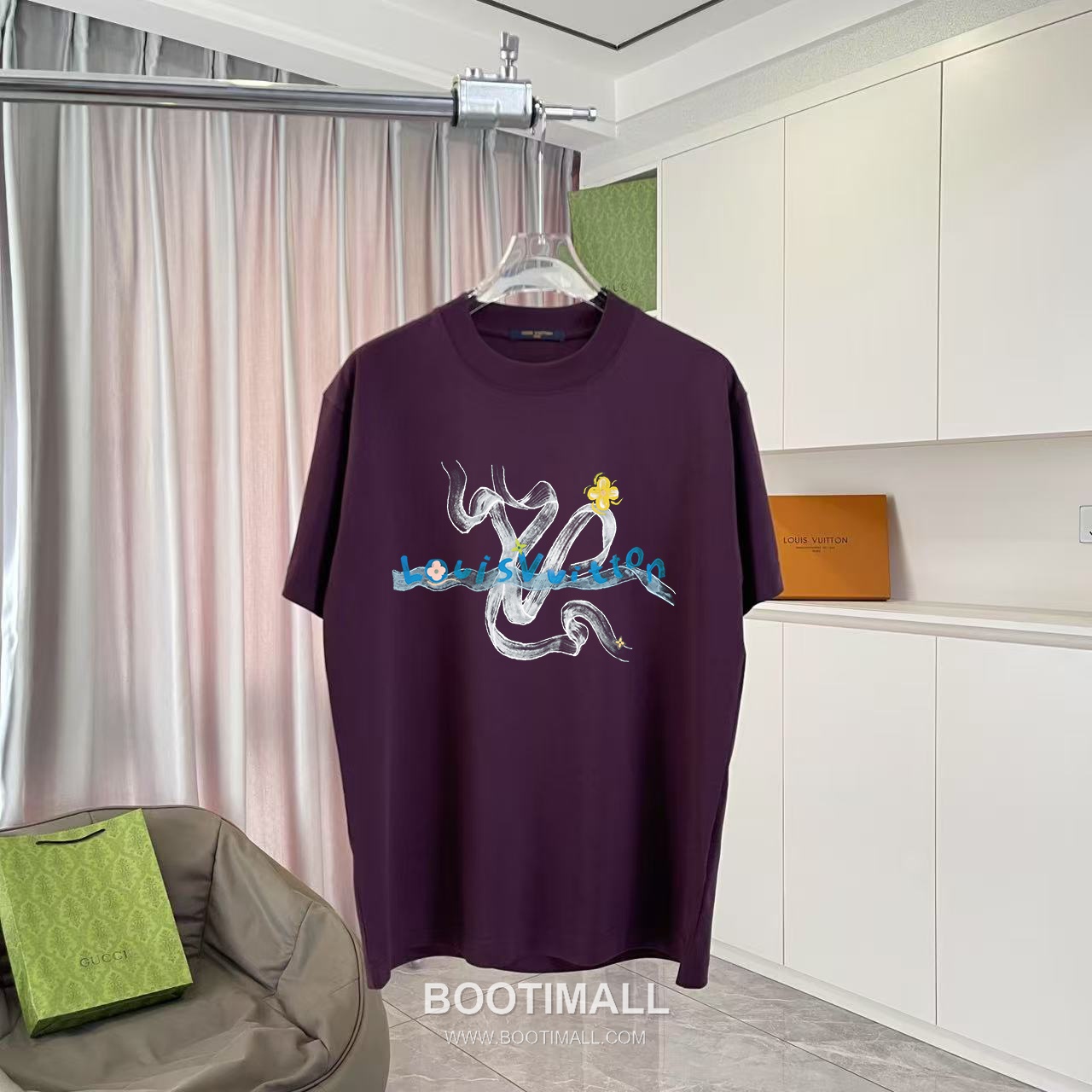 Louis Vuitton 2026 S/S Cotton Letter Logo Print T-Shirt 루이비통 2026SS 코튼 레터 로고 프린트 티셔츠 4