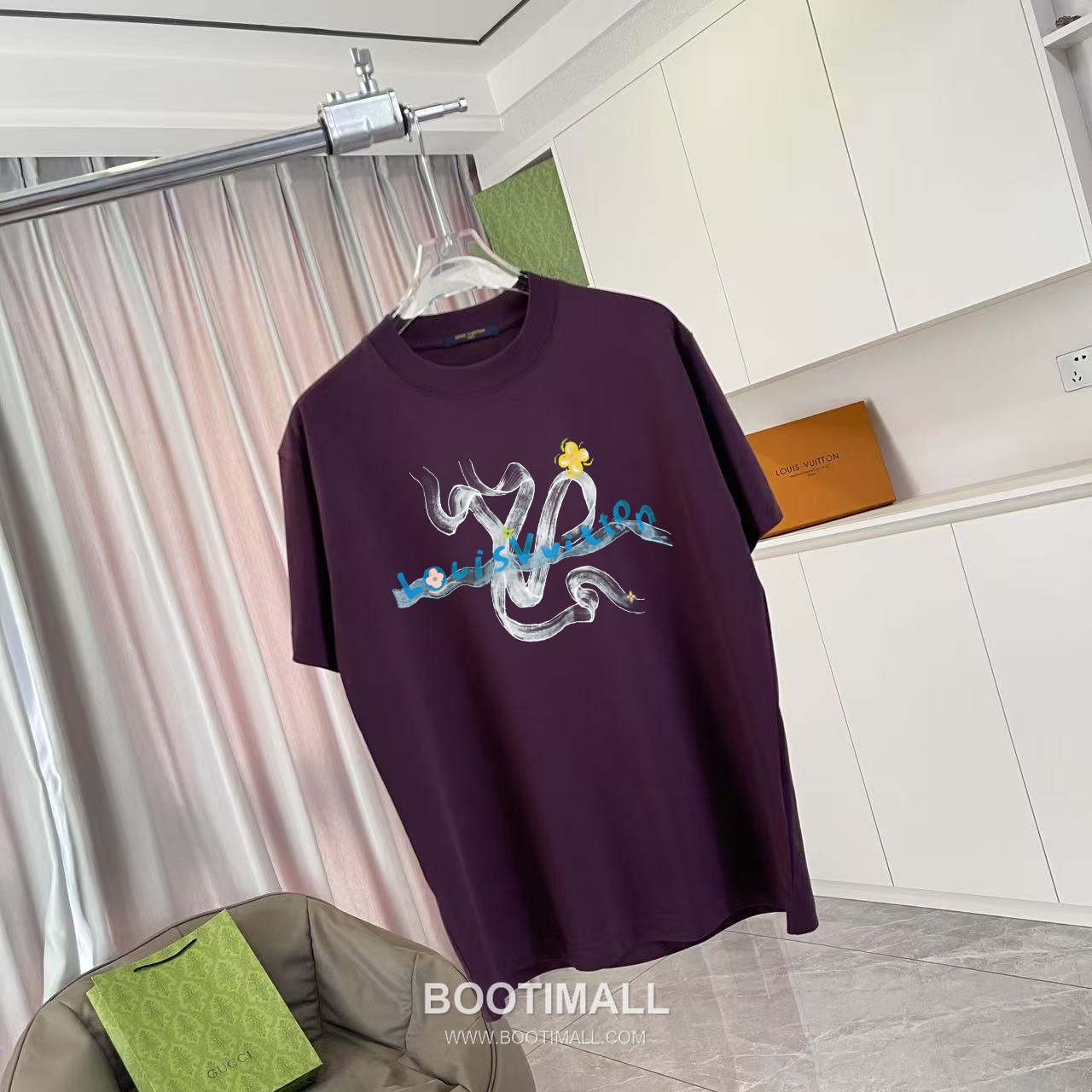 Louis Vuitton 2026 S/S Cotton Letter Logo Print T-Shirt 루이비통 2026SS 코튼 레터 로고 프린트 티셔츠 5