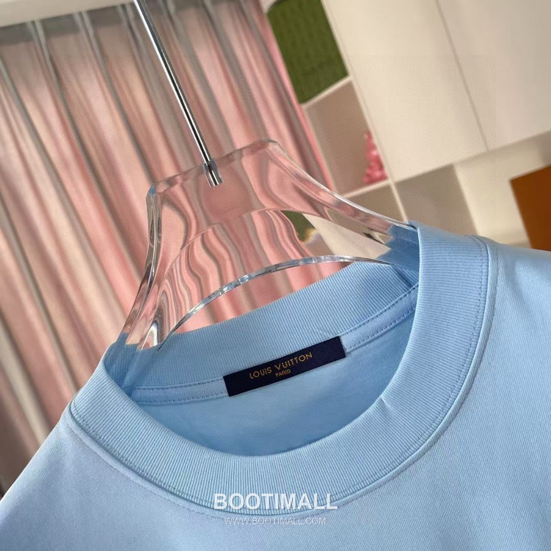 Louis Vuitton 2026 S/S Cotton Letter Logo Print T-Shirt 루이비통 2026SS 코튼 레터 로고 프린트 티셔츠 7
