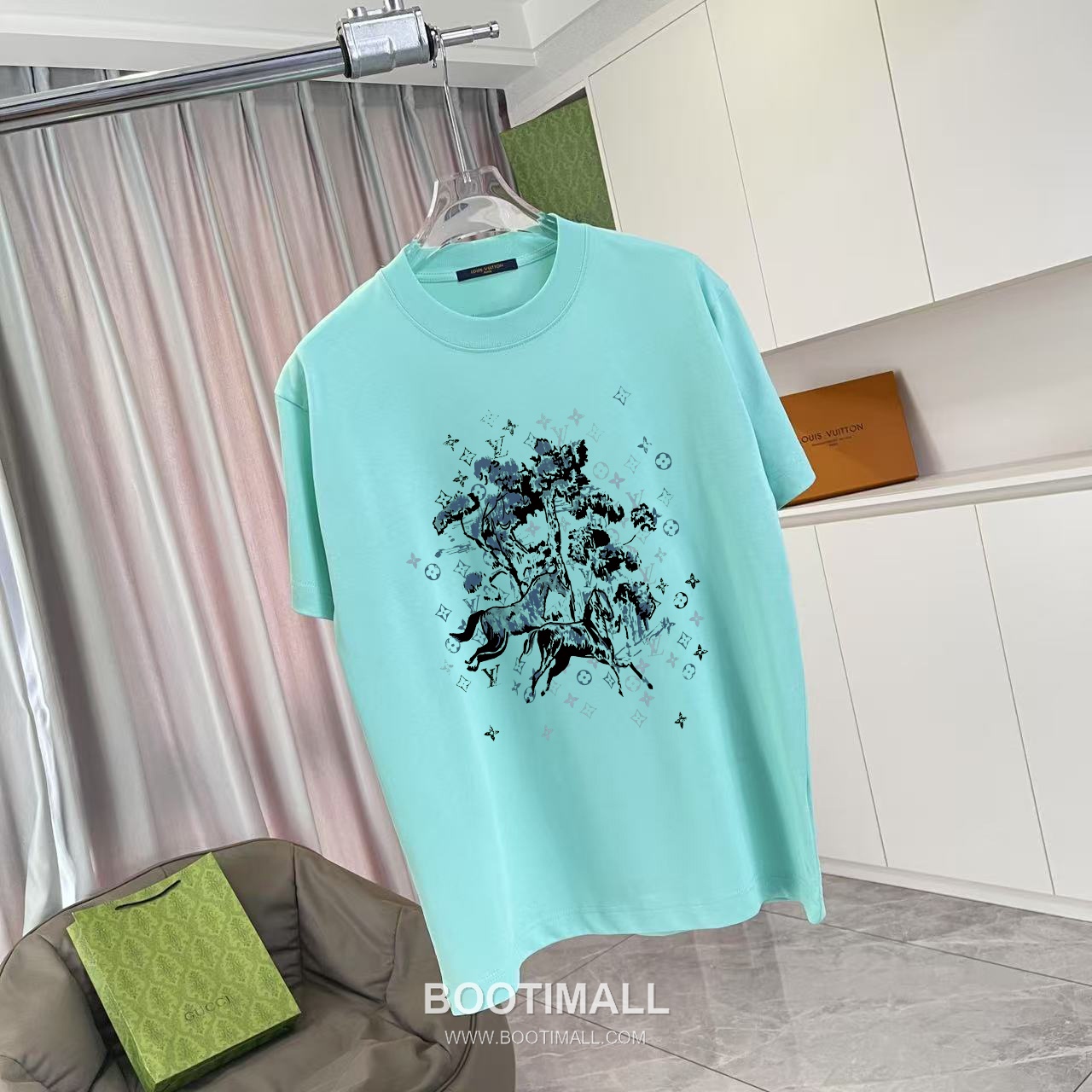 Louis Vuitton 2026 S/S Cotton Letter Logo Print T-Shirt 루이비통 2026SS 코튼 레터 로고 프린트 티셔츠 5