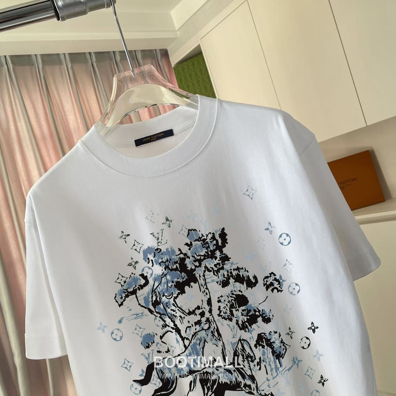 Louis Vuitton 2026 S/S Cotton Letter Logo Print T-Shirt 루이비통 2026SS 코튼 레터 로고 프린트 티셔츠 6