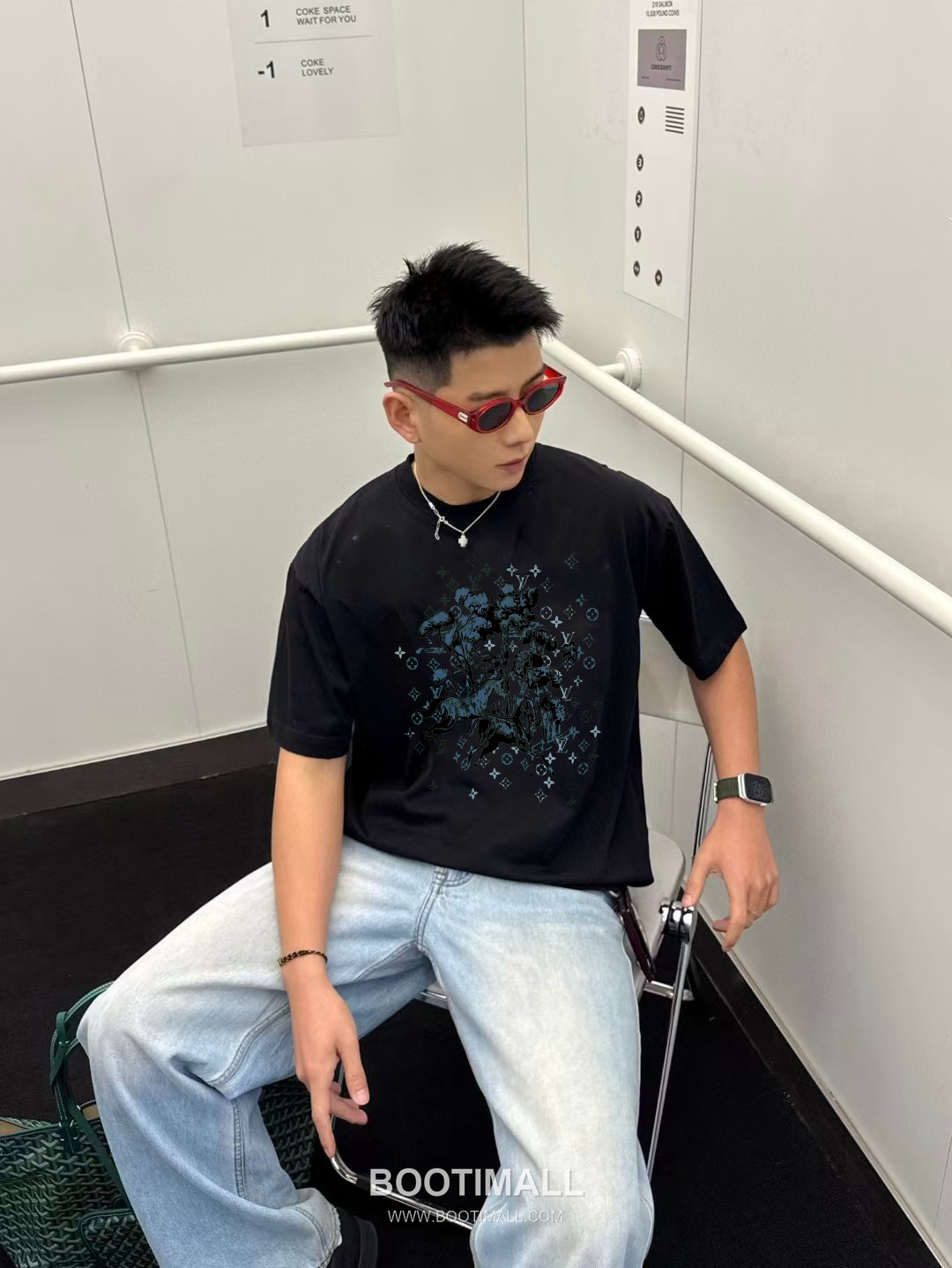 Louis Vuitton 2026 S/S Cotton Letter Logo Print T-Shirt 루이비통 2026SS 코튼 레터 로고 프린트 티셔츠 1