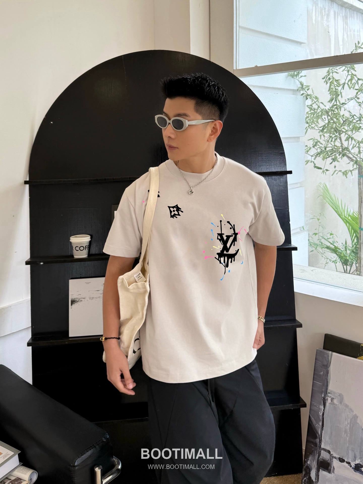 Louis Vuitton 2026 S/S Cotton Letter Logo Print T-Shirt 루이비통 2026SS 코튼 레터 로고 프린트 티셔츠 1