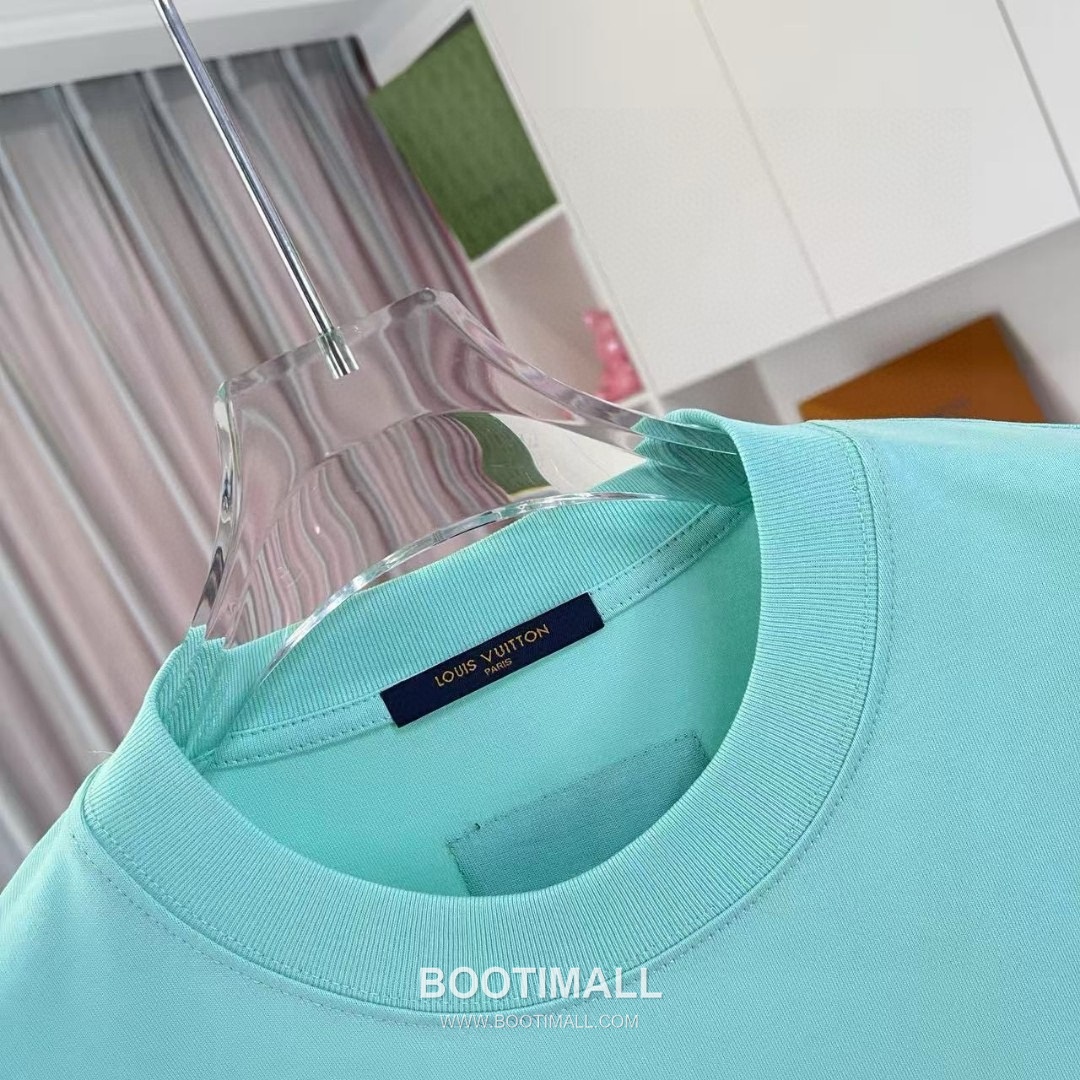 Louis Vuitton 2026 S/S Cotton Letter Logo Print T-Shirt 루이비통 2026SS 코튼 레터 로고 프린트 티셔츠 7
