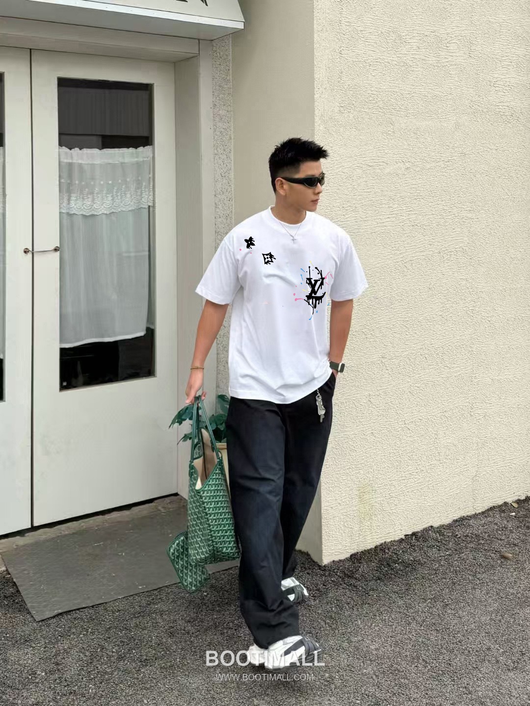 Louis Vuitton 2026 S/S Cotton Letter Logo Print T-Shirt 루이비통 2026SS 코튼 레터 로고 프린트 티셔츠 1