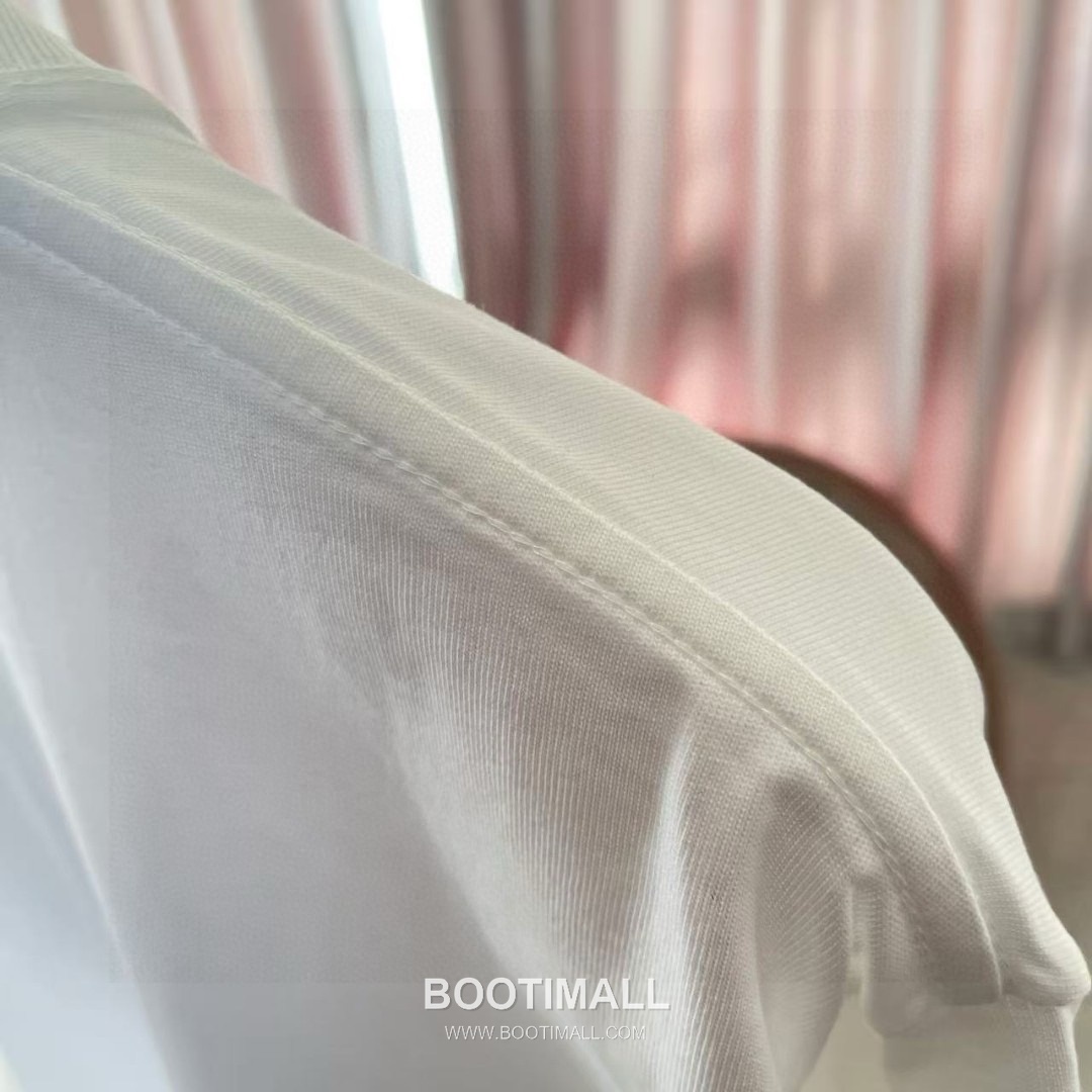 Louis Vuitton 2026 S/S Cotton Letter Logo Print T-Shirt 루이비통 2026SS 코튼 레터 로고 프린트 티셔츠 8